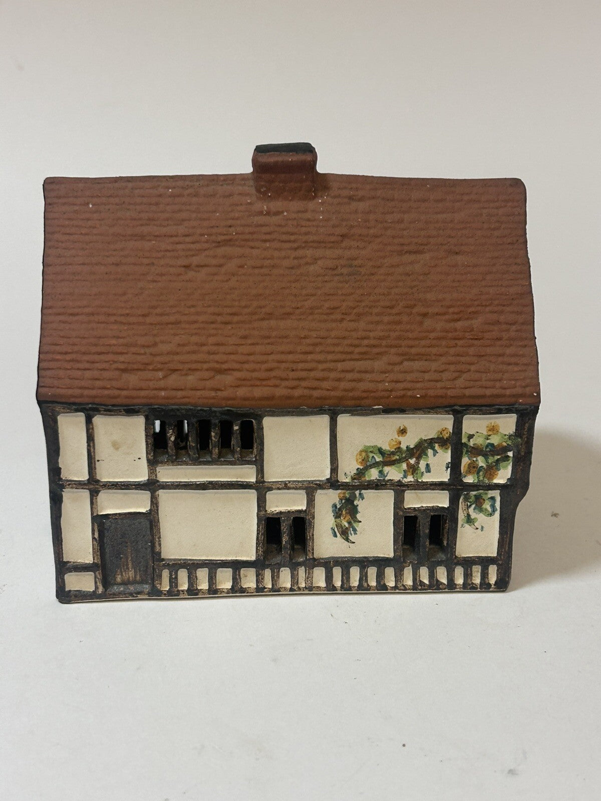 Vintage 1981 O’Donoghue Pottery Rye Tudor Cottage Money Box Hand painted