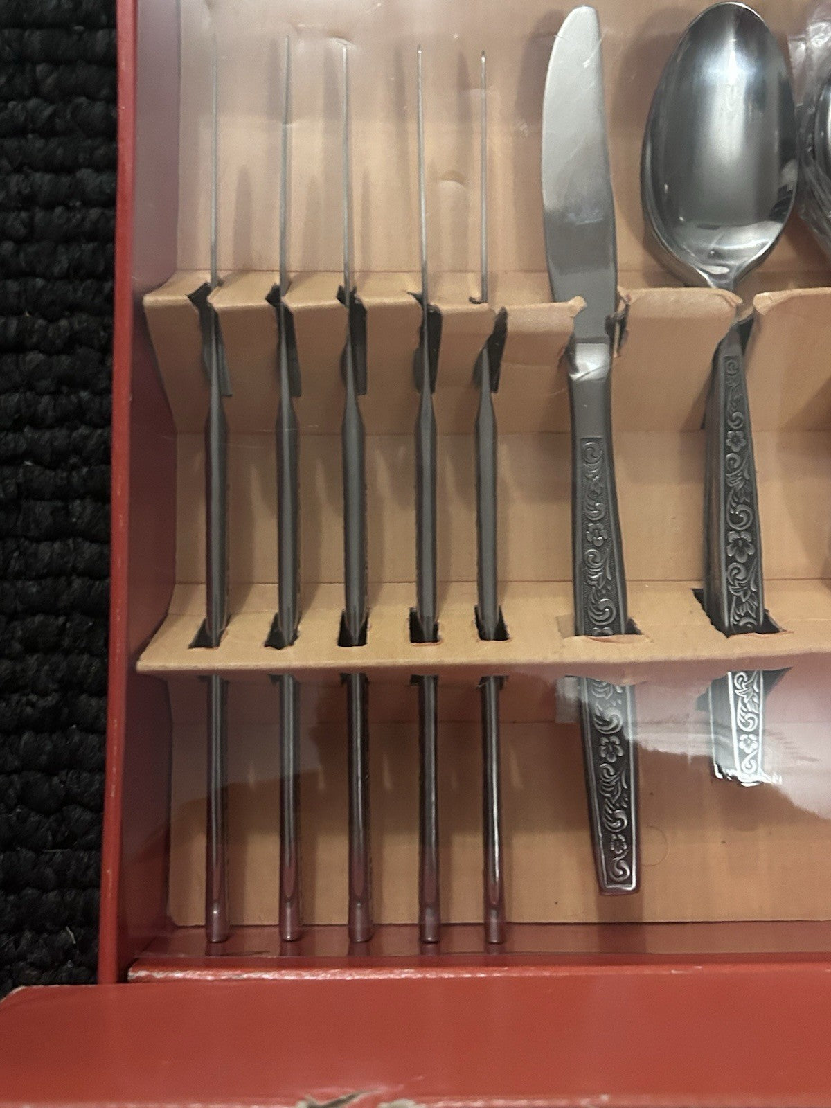 Wiltshire 43 Piece Hibiscus Stainless Steel Cutlery Set in Original Box