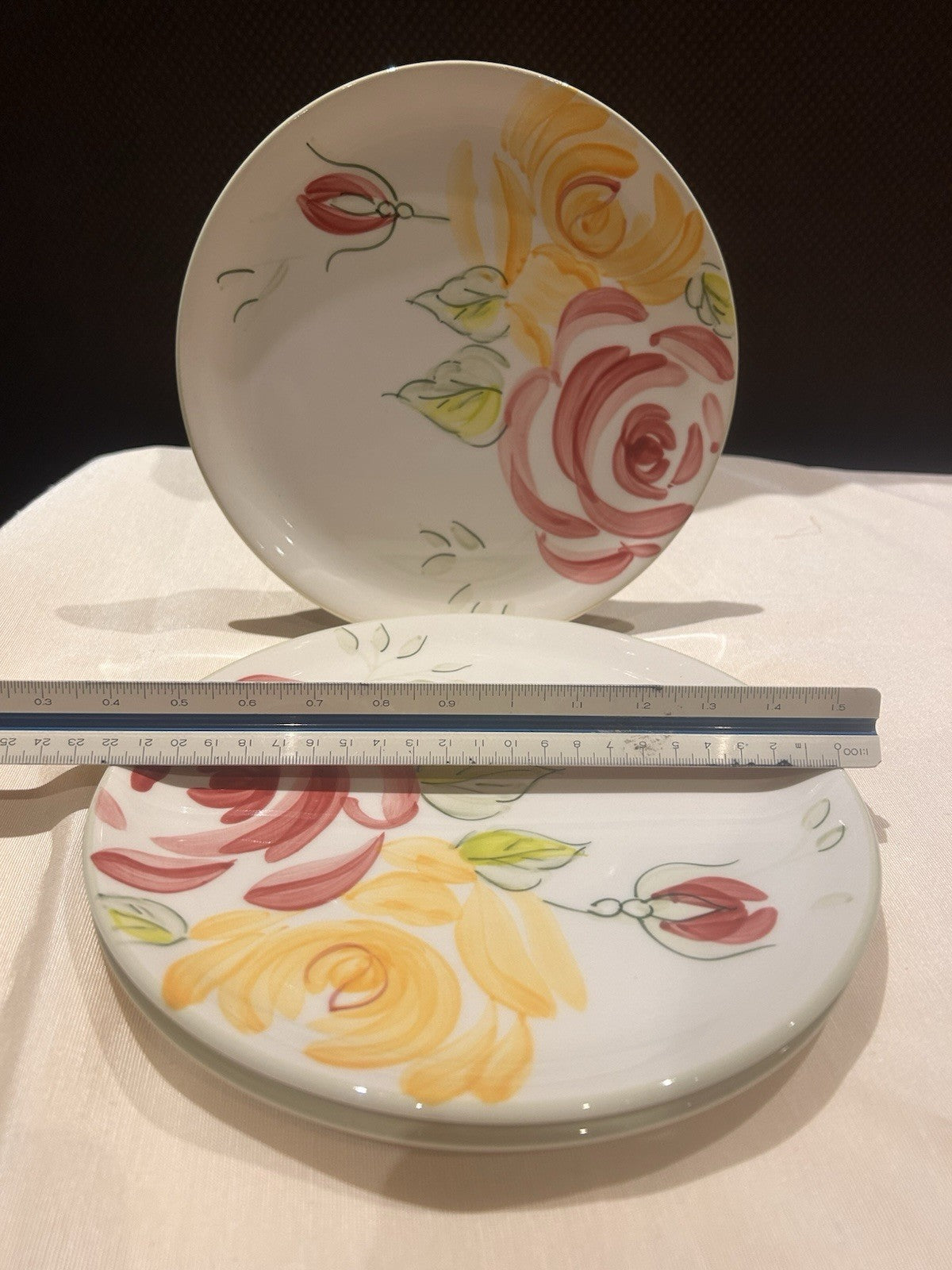 Royal Albert Rose Garden Floral Plates Set of 3 Bone China England 22cm