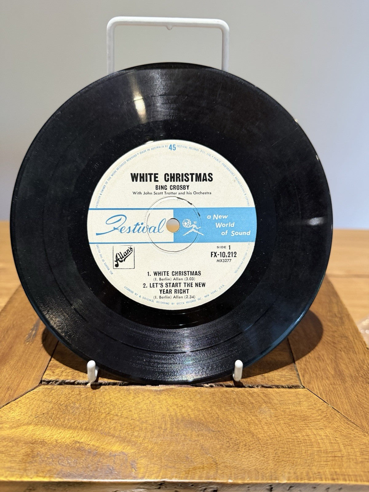 Bing Crosby White Christmas EP 45rpm Festival Records Australia DX-10212