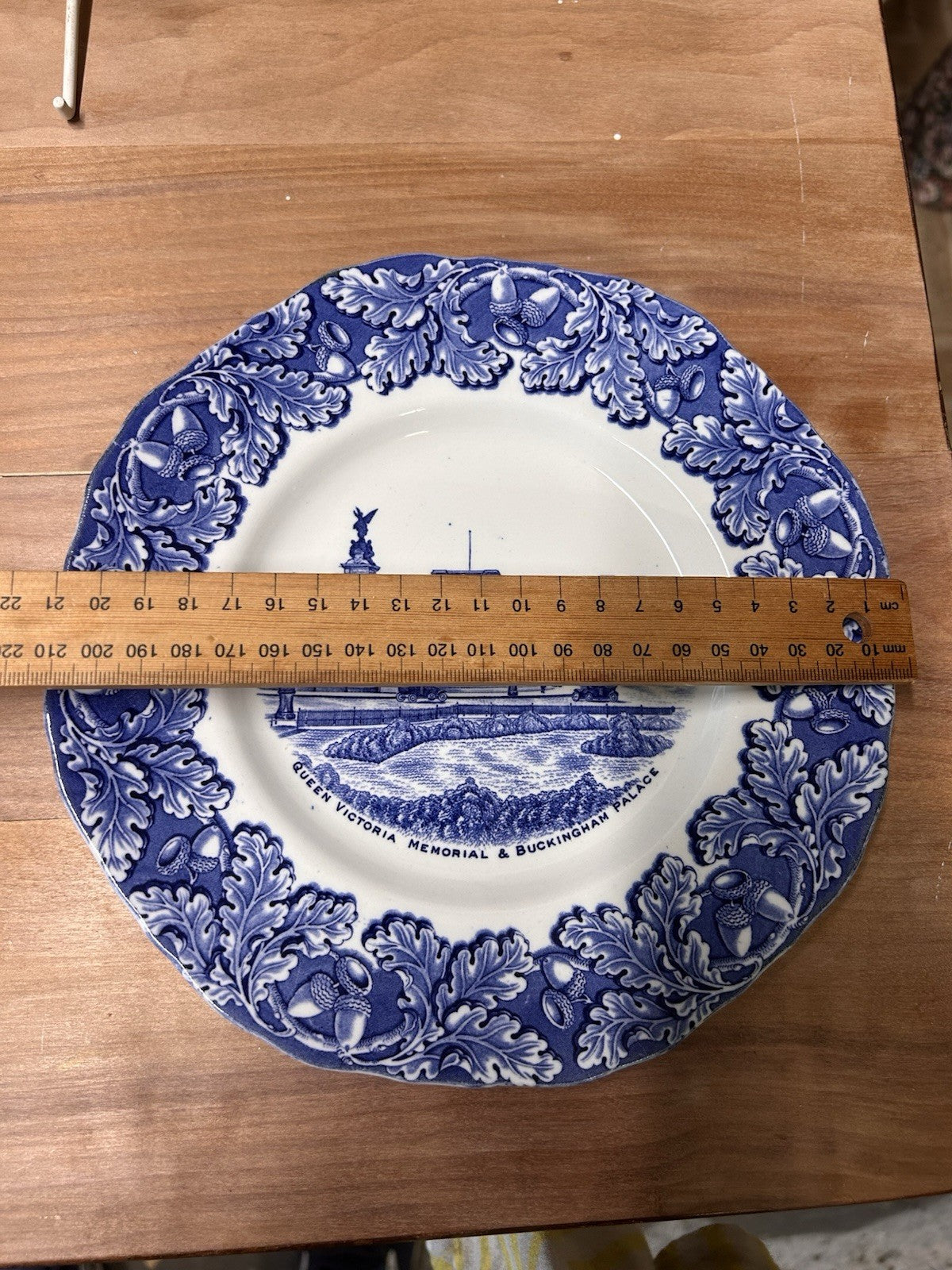 Cauldon England Plate c1912-30 Queen Victoria Memorial Buckingham Palace