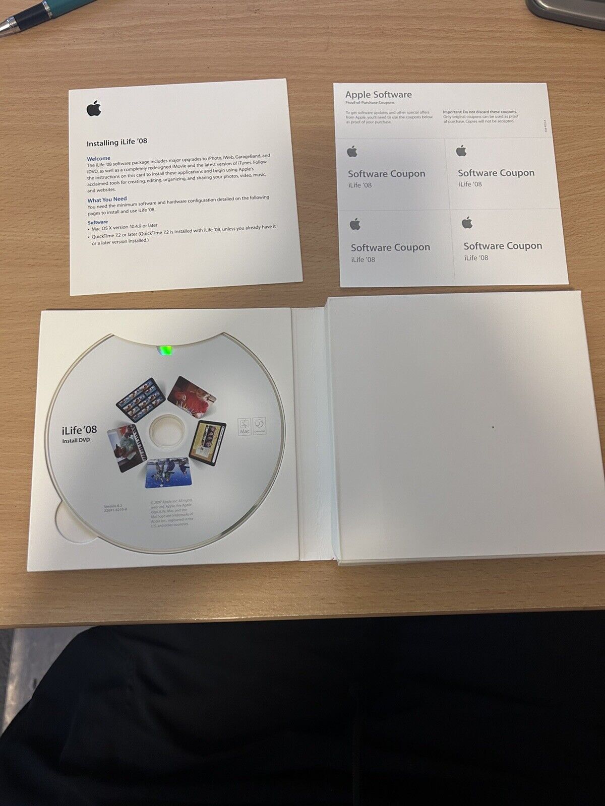Apple Ilife 08 Installation DVD Software With Box, Software Coupon, iWork Trial