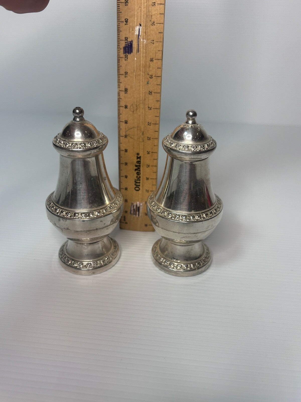 Vintage Ianthe Silver Plated Salt & Pepper Shakers – Made in England – Ornate