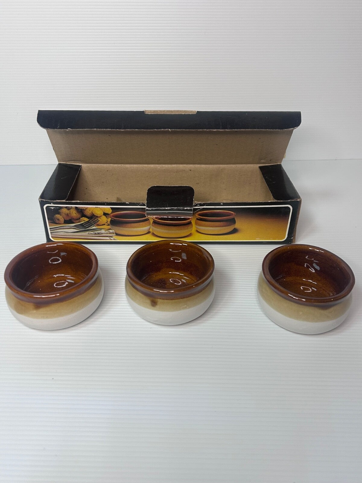 Country Fair Collection Ceramic Butter Crock Pate Dish original box & price labe