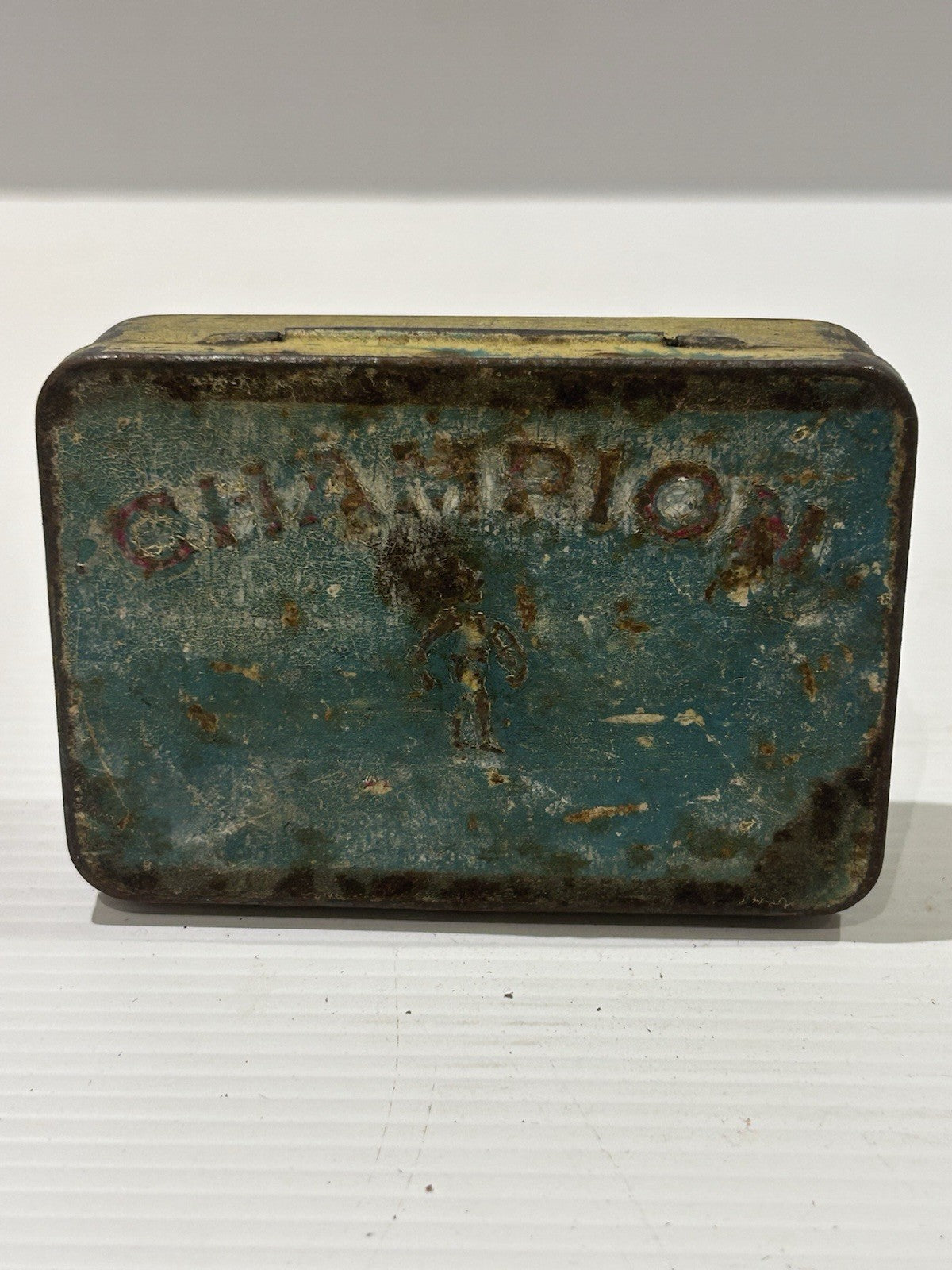 Vintage Champion Tobacco Tin Blue Gold Hinged Lid 4oz Rusty Patina Australiana