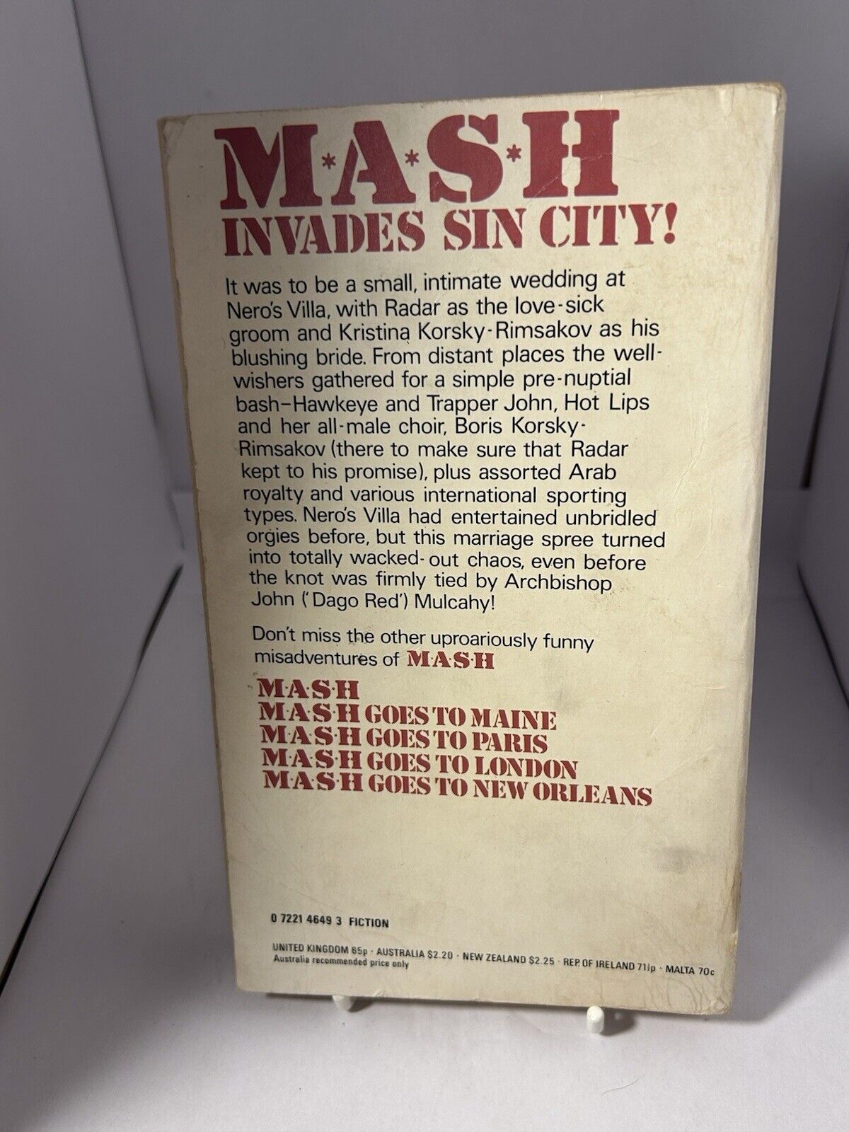 Vintage 1970's MASH GOES TO ... And Mania - Set of 5, Hooker/Butterworth,