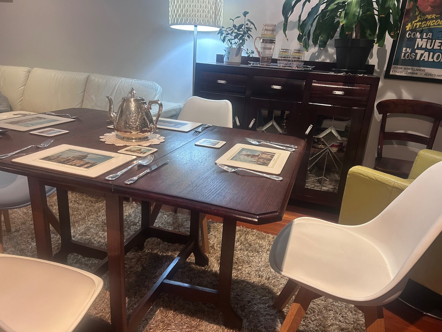 Antique Drop-Leaf Dining Table | Early 20th Century | Restored | – 90cm x 140cm