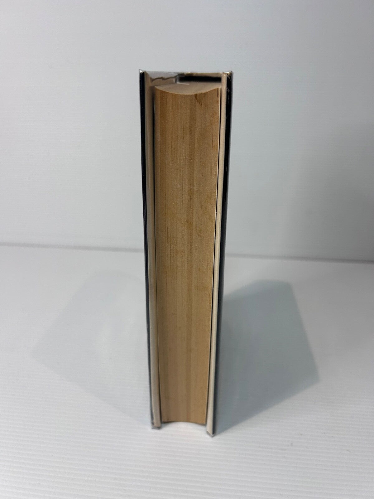 Wilbur Smith A Falcon Flies 1980 HC DJ Book Club Ed African Adventure Novel 523p