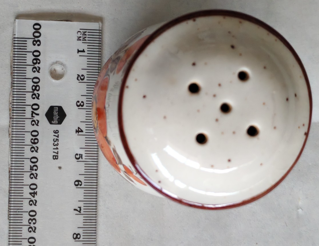 Vintage Floral Ceramic Salt & Pepper Shakers – Hand-Painted Poppy Design