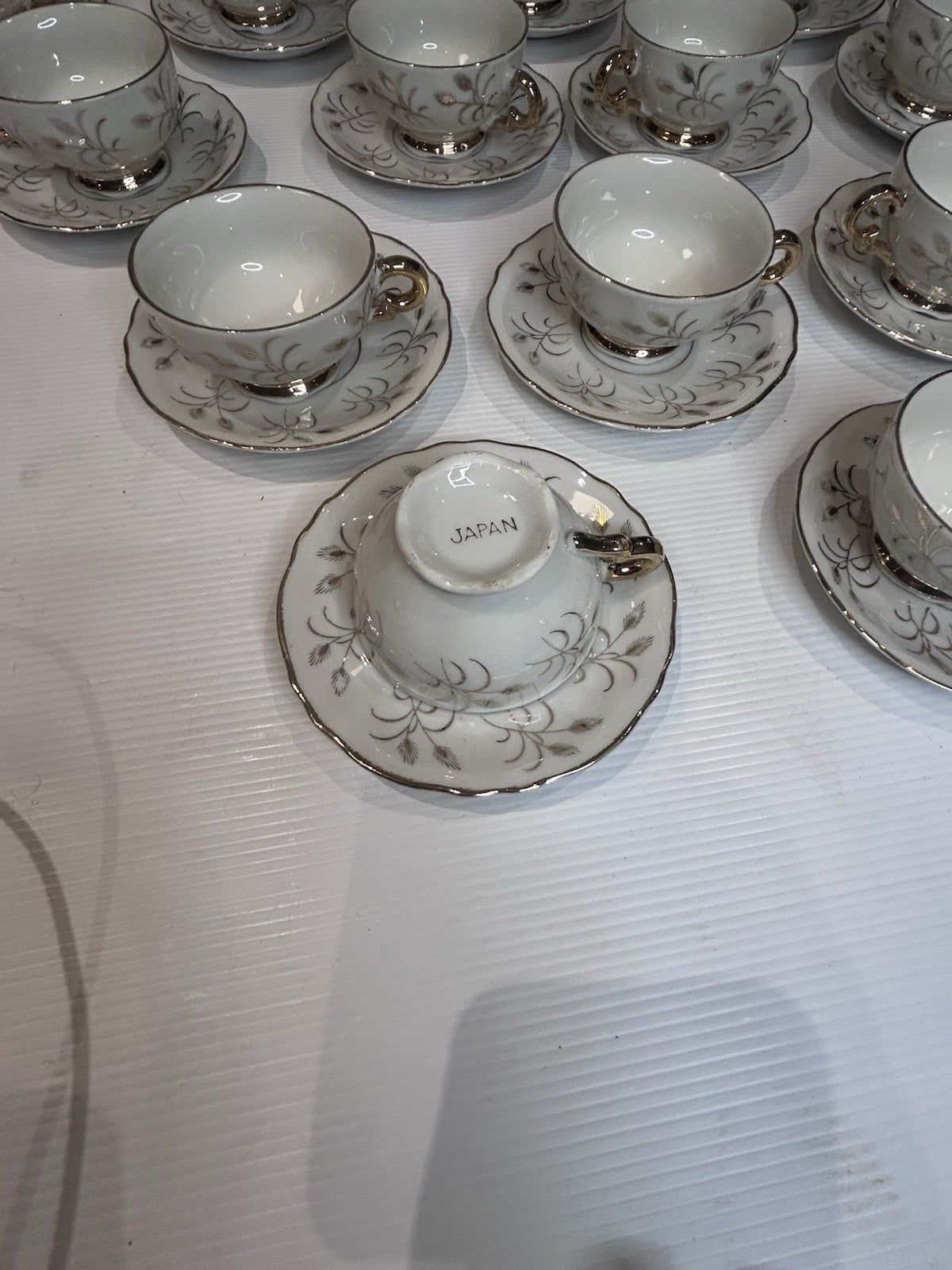 Vintage Japan Porcelain Tea Set x14 Cups & Saucers Gold Trim Floral 1950s
