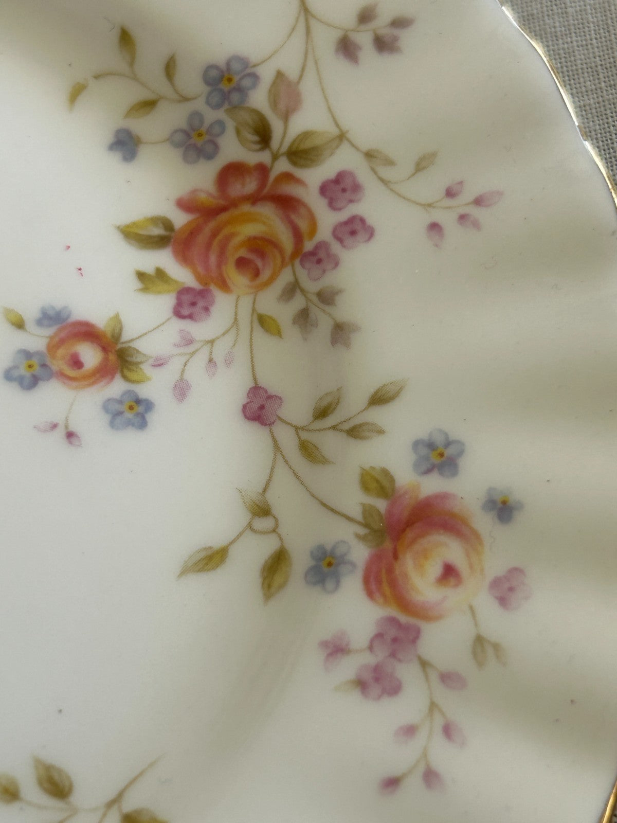 Royal Albert Peach Rose Trio Bone China England 1982 Cup Saucer Plate