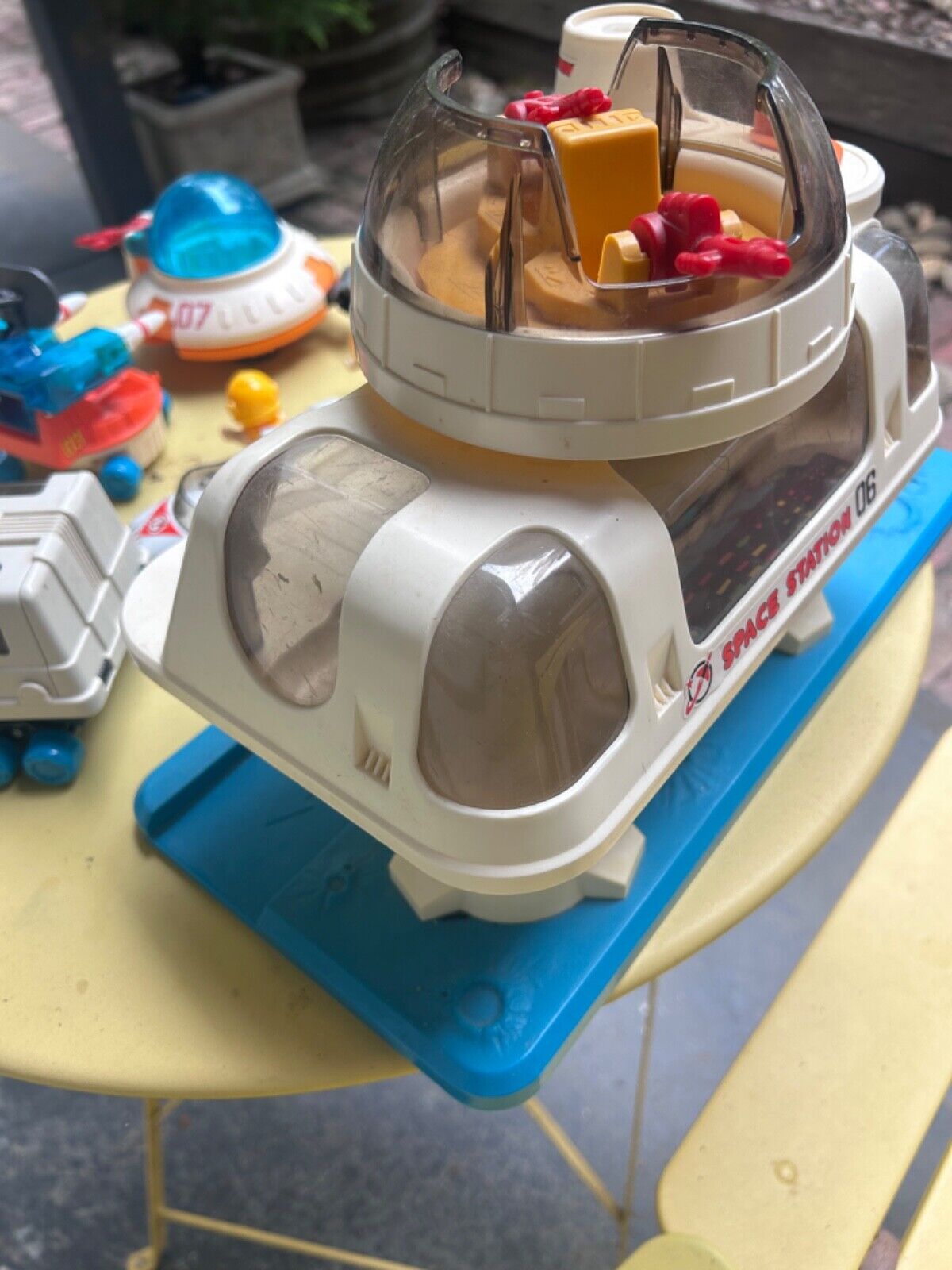 Vintage 1984 Playworld Lil Playmates Space Station Play Set Hong Kong Aliens