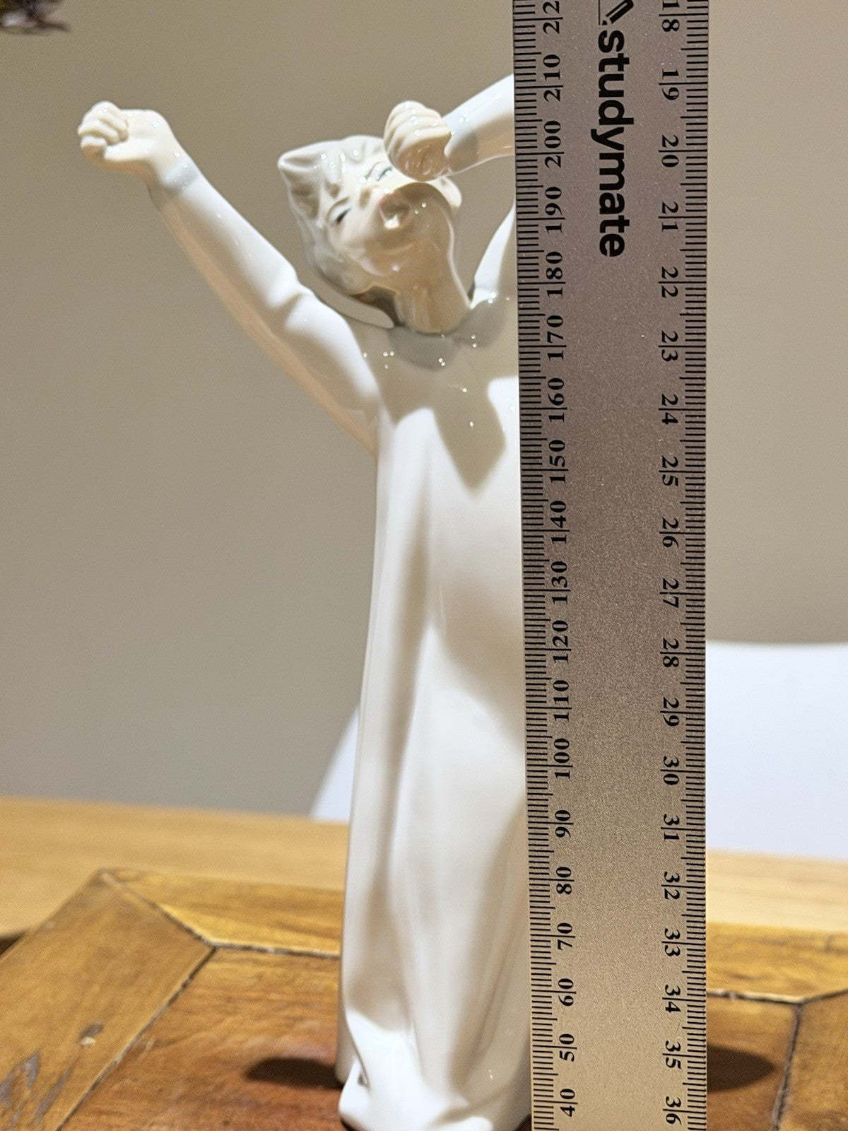 Lladro Boy Awakening 4870 Porcelain Figurine Spain Gloss White Retired 21cm
