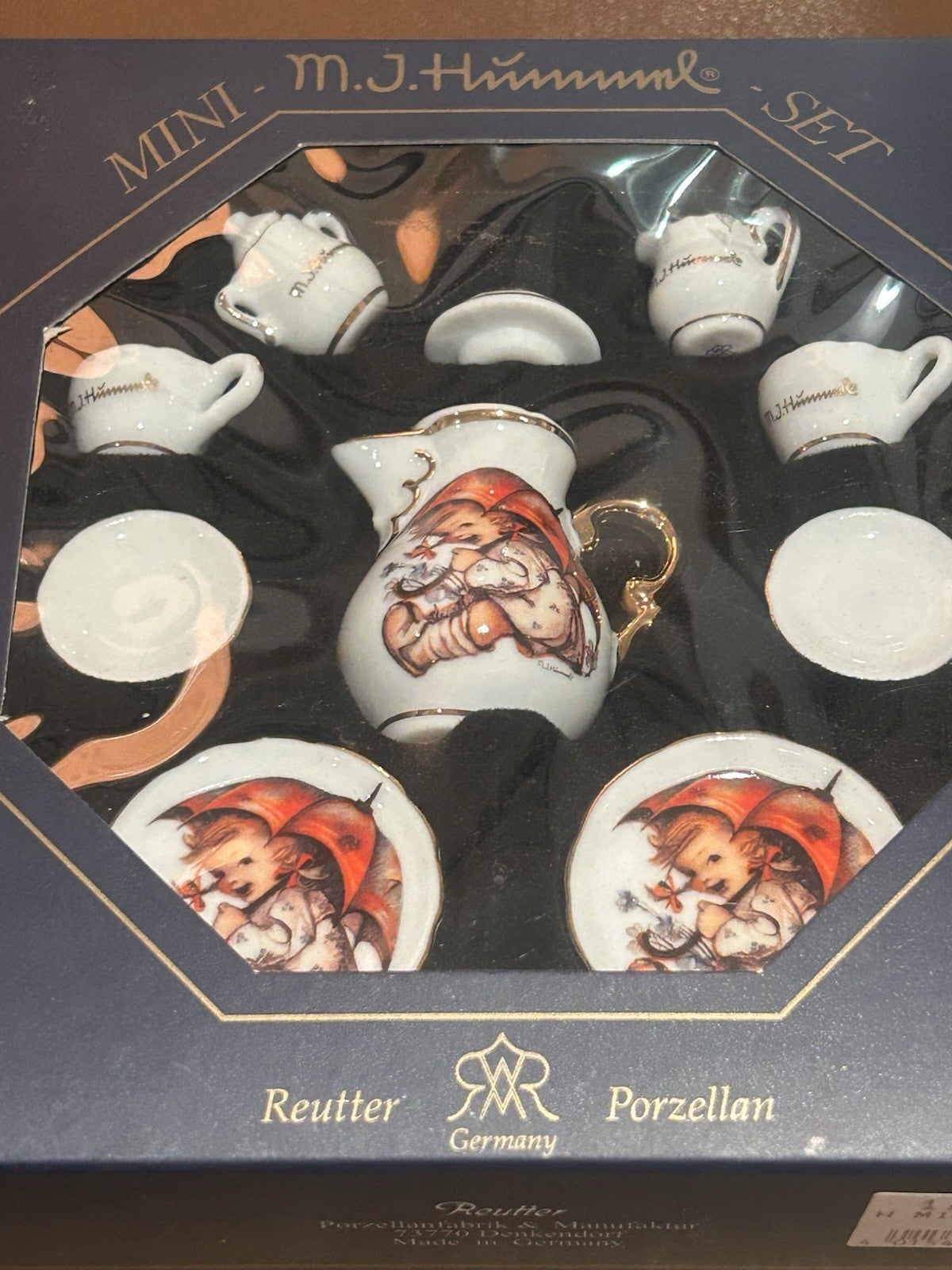 M.J. Hummel Mini Tea Set Umbrella Design Reutter Porzellan Germany Boxed
