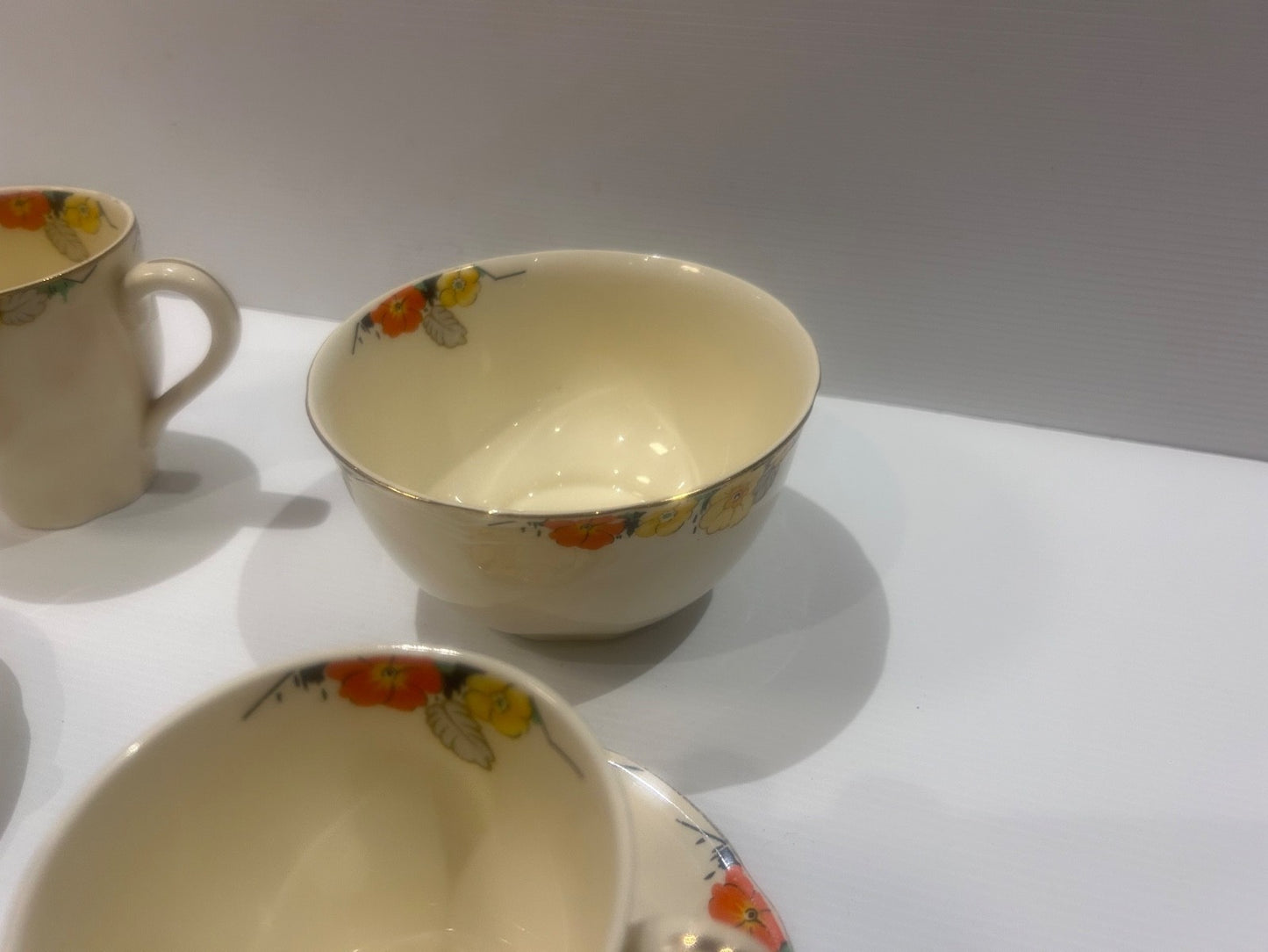 Royal Marigold Raymond Meakin 4 Cups/Saucers , Jug, Sugar & Plate & free extras