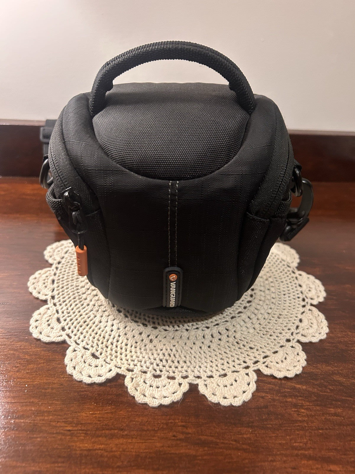 Nikon Coolpix B500 Digital Camera 16MP 40x Zoom with Case & Strap – Works