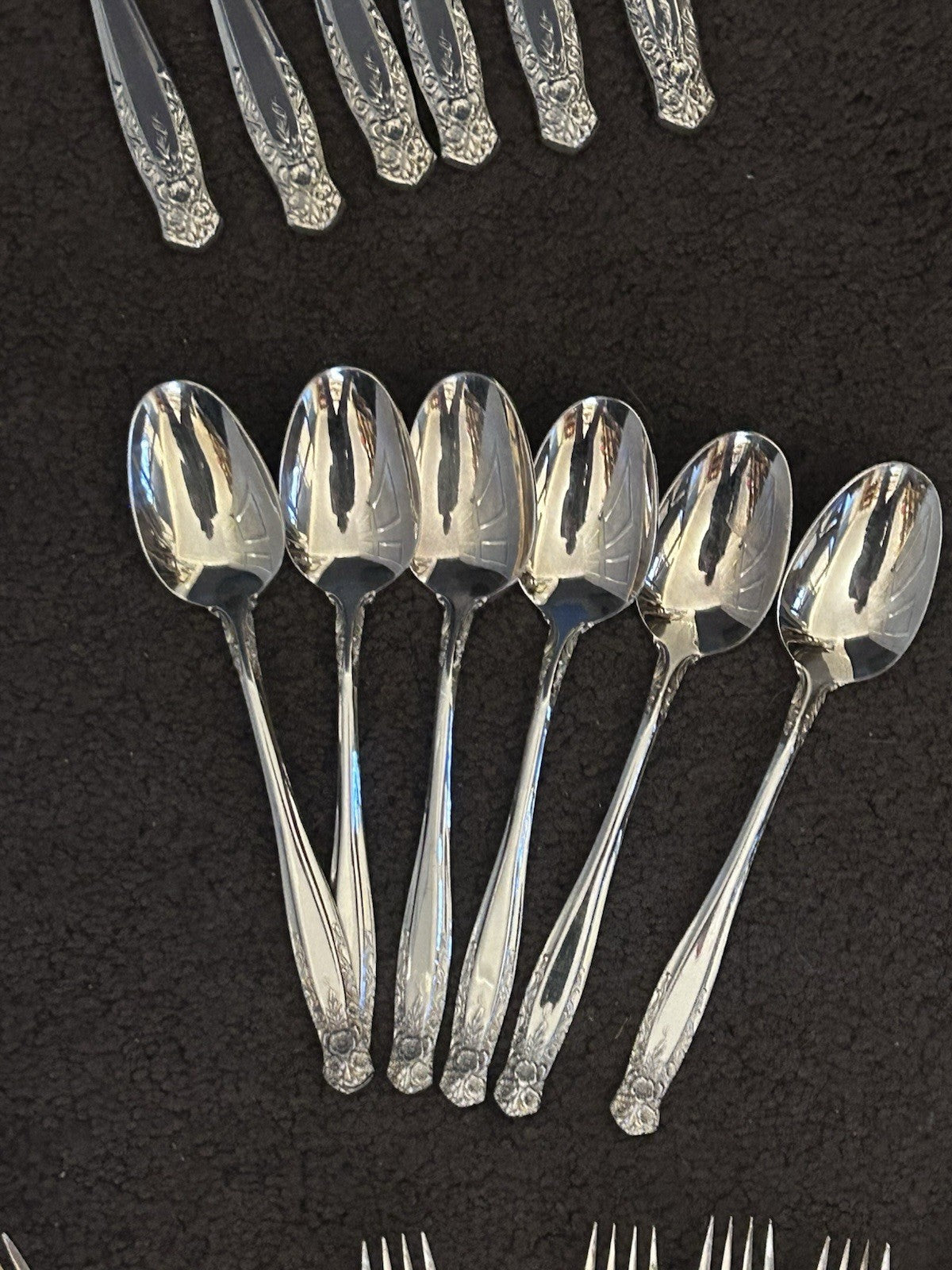 Grosvenor Laureate Silver Plated Cutlery Set for 6 + Serving Pieces 1960s Vintag