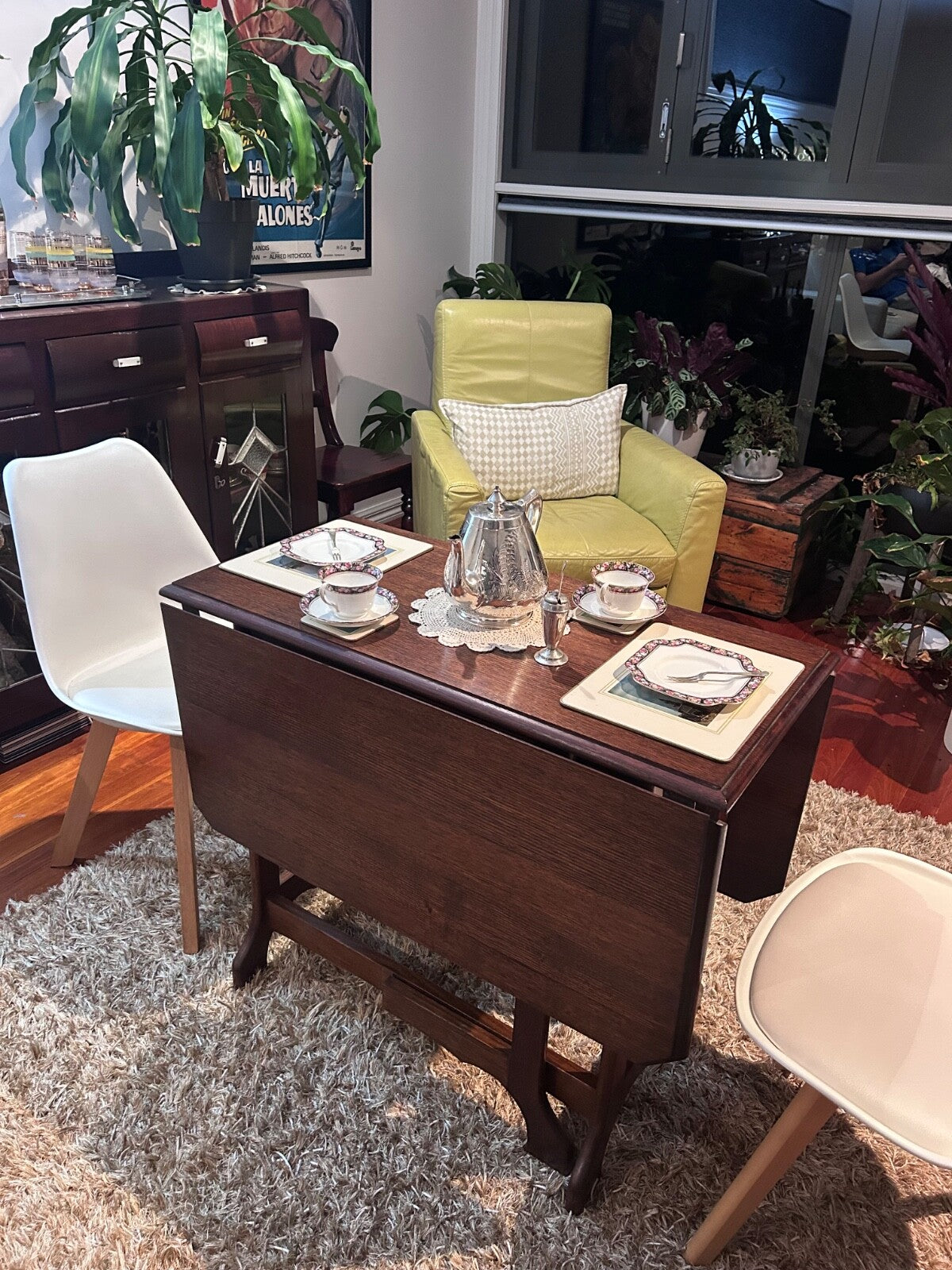 Antique Drop-Leaf Dining Table | Early 20th Century | Restored | – 90cm x 140cm