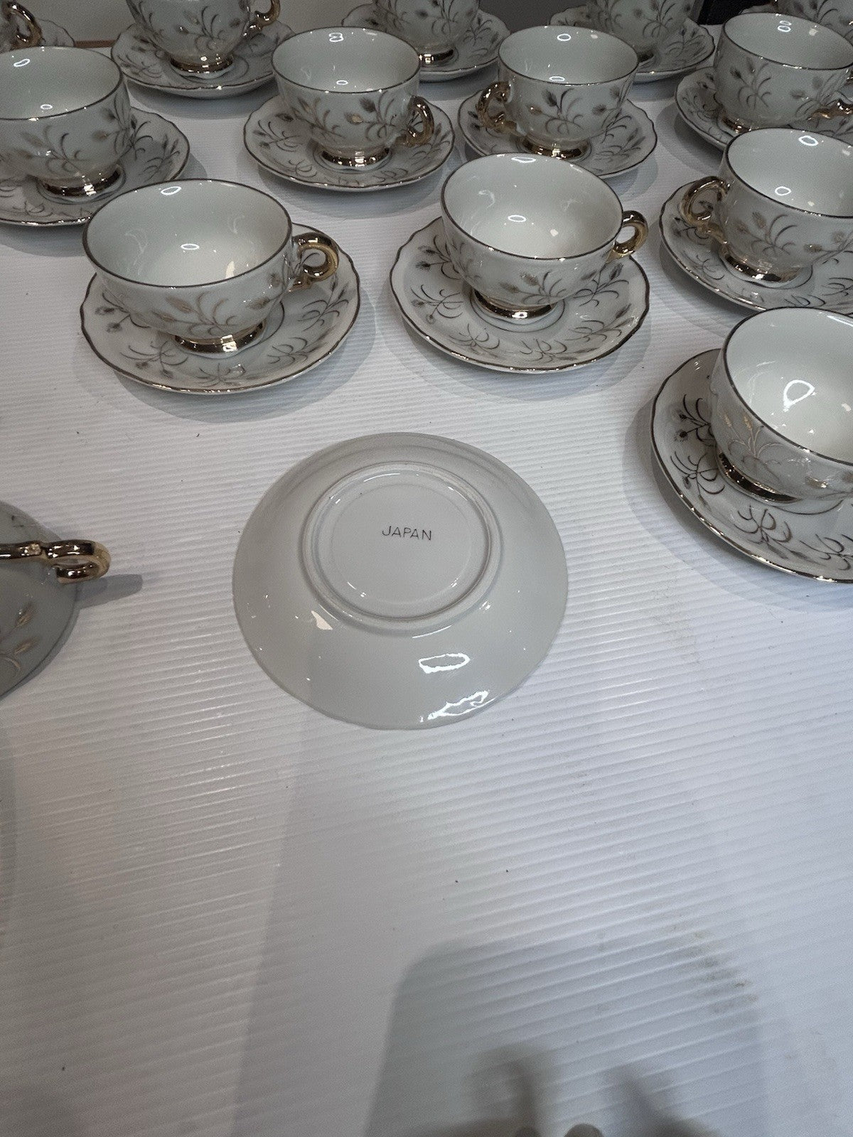 Vintage Japan Porcelain Tea Set x14 Cups & Saucers Gold Trim Floral 1950s
