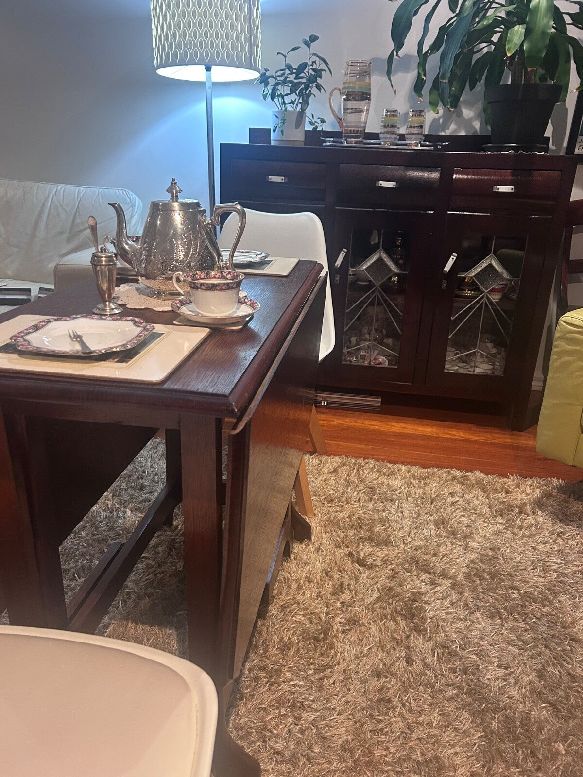 Antique Drop-Leaf Dining Table | Early 20th Century | Restored | – 90cm x 140cm