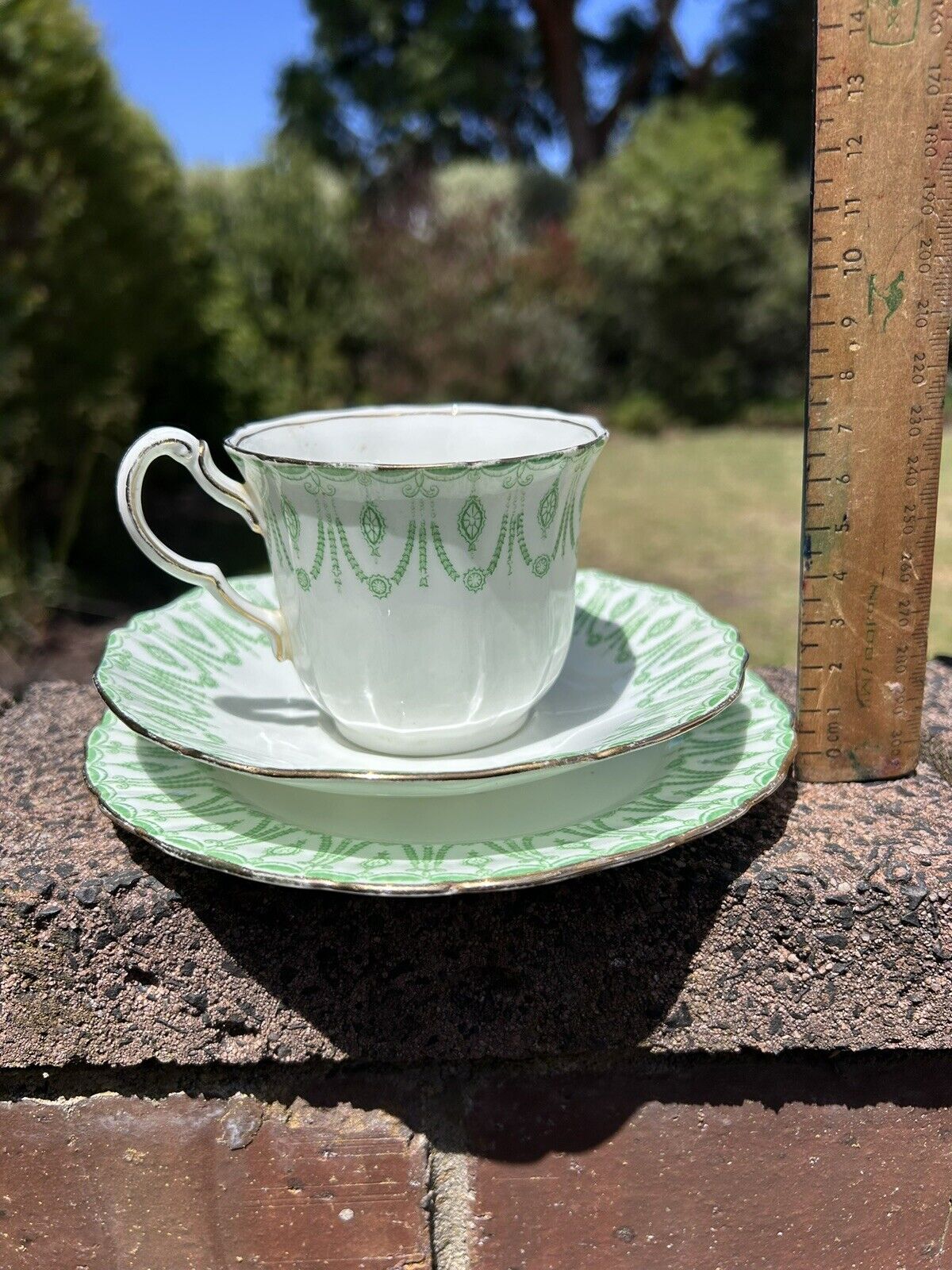 Vintage Art Deco Quads E Hughes England Bone China - Collectable