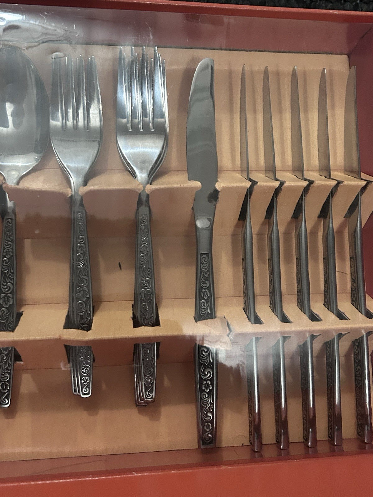 Wiltshire 43 Piece Hibiscus Stainless Steel Cutlery Set in Original Box