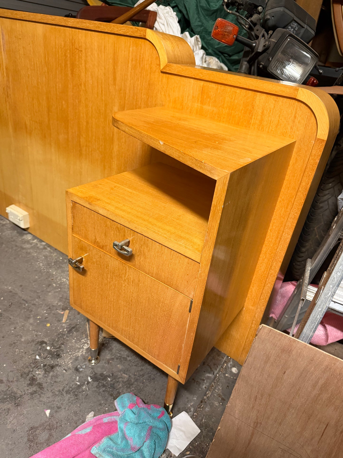 Dario Zoureff Mid-Century Queen Bedhead with Integrated Bedside Cabinets