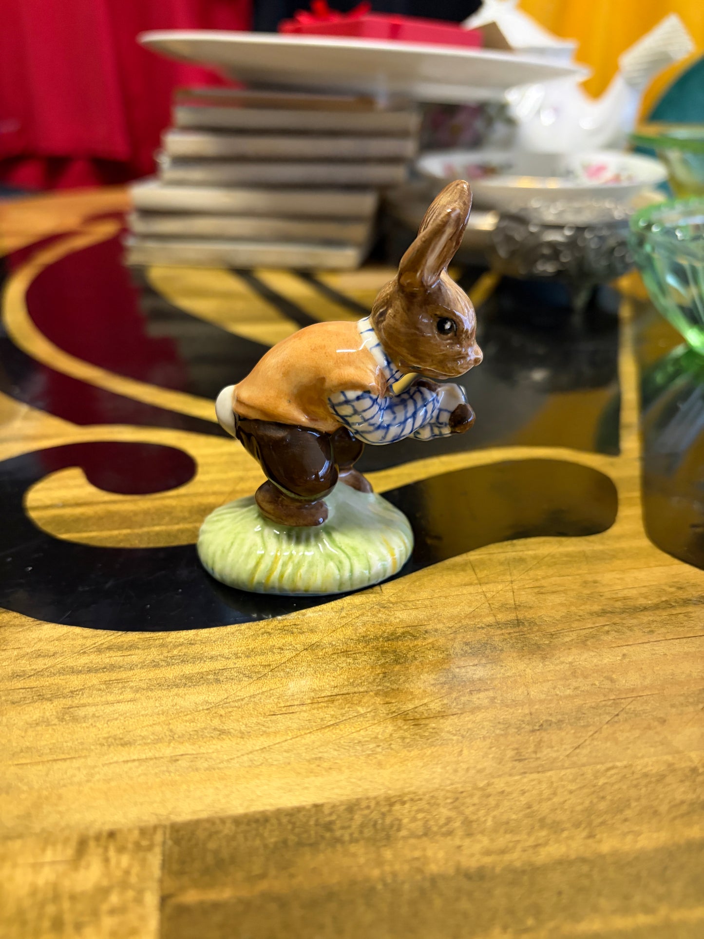 Vintage Royal Doulton Tom Bunnykins DB72 Figurine