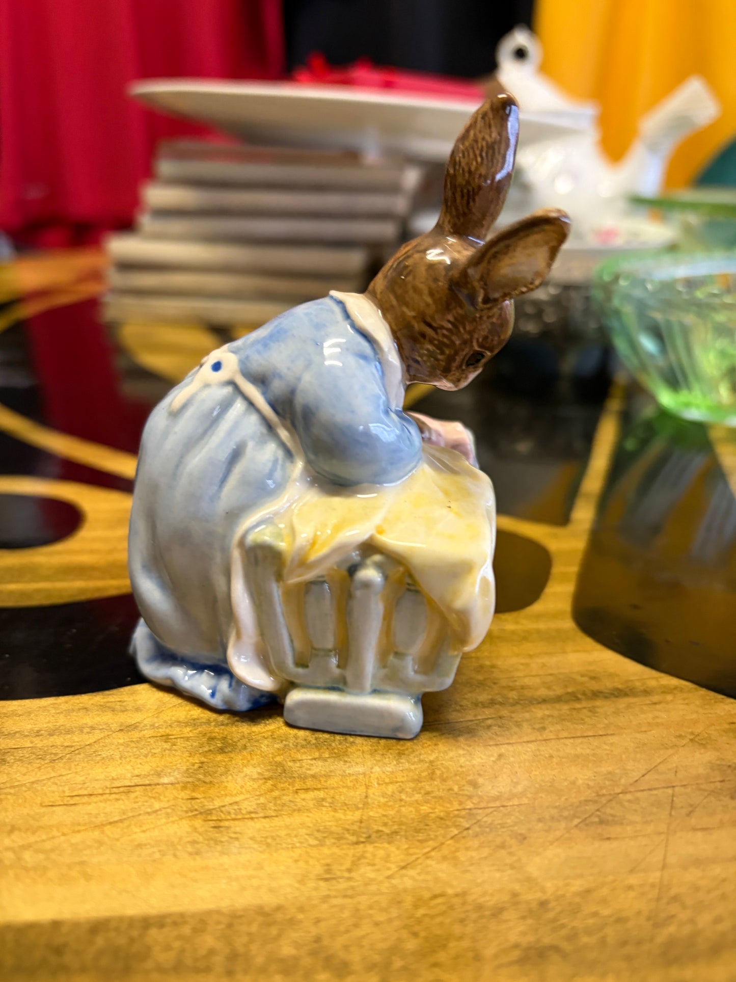 Royal Doulton New Baby Bunnykins DB158 Vintage 1995 Figurine