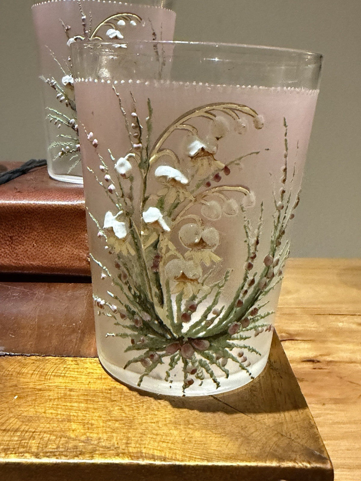 Glass & collectibles