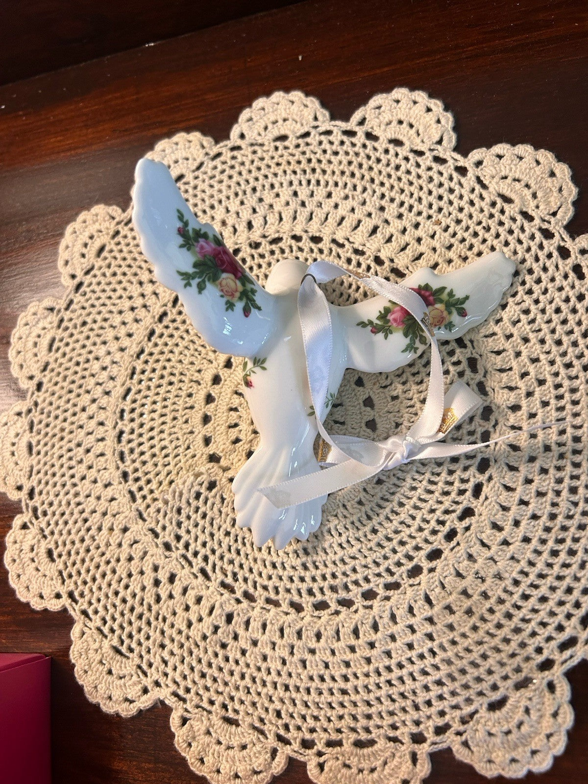 Royal Albert Old Country Roses Dove Ornament Boxed Porcelain Hanging Bird