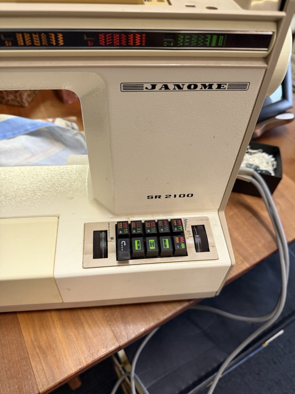 Janome SR2100 Vintage Sewing Machine Working Multi Stitch Heavy Duty Japan
