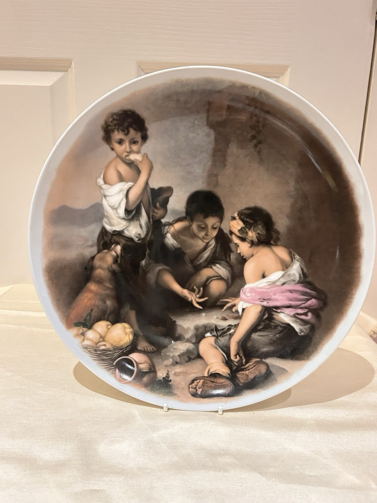 Westminster Fine China Australia Decorative Plate 1111 Classical Children Scene