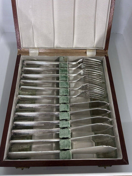 Art Deco Grosvenor Delphic Silver Plate Fish Cutlery in Australian Timbers Box 