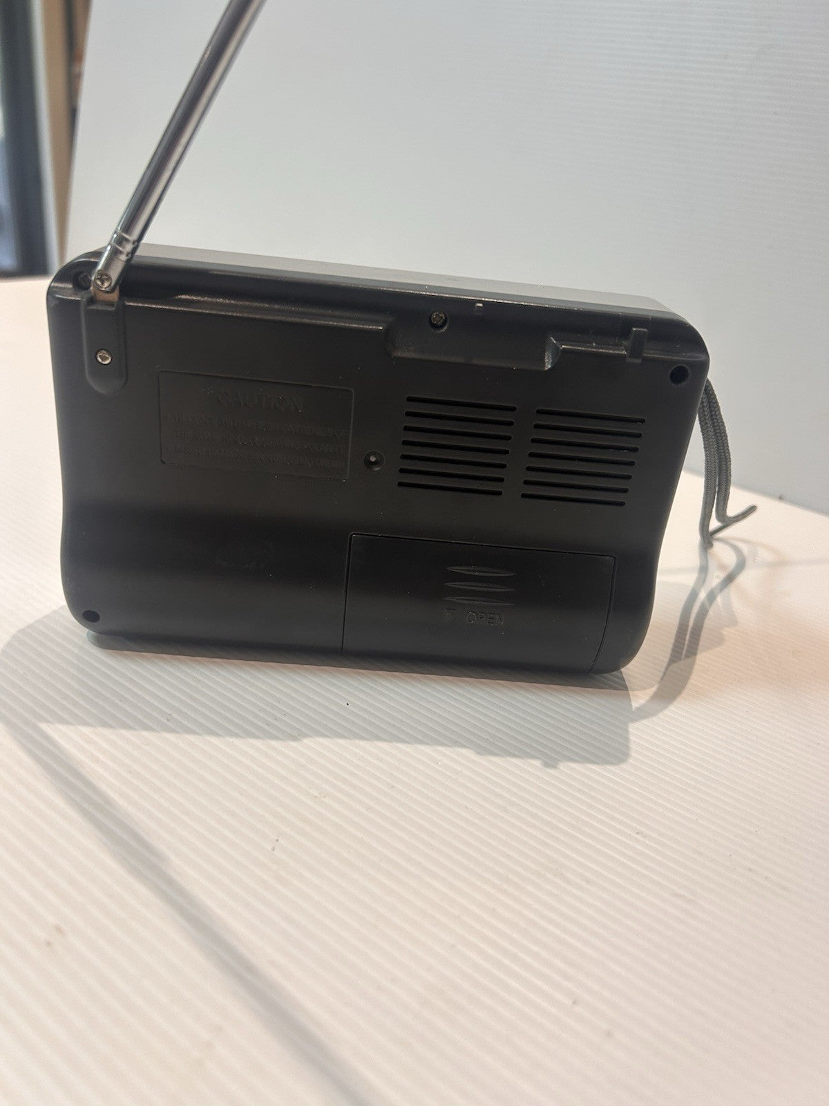 "AOGT" AM FM Radio - Brand new never used, still in original box and bubble wrap