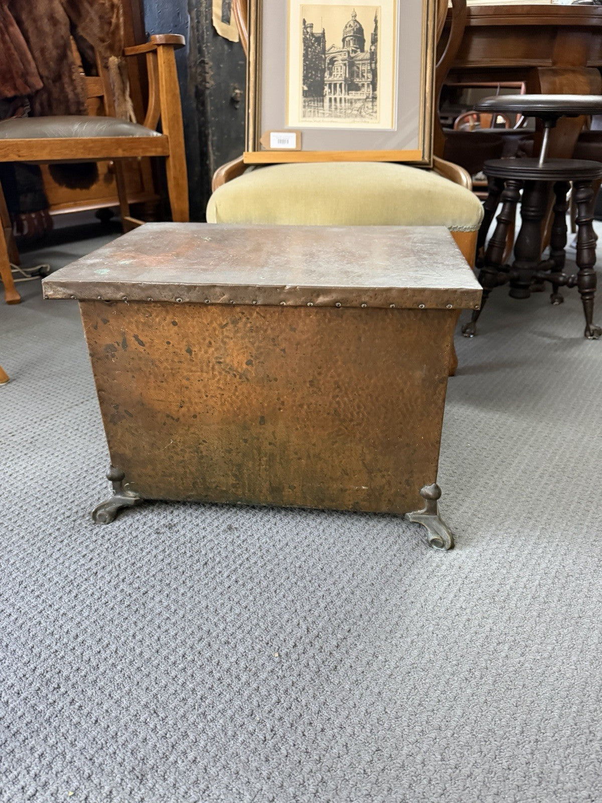 Antique Arts & Crafts Hammered Copper Coal Box Removable Liner Paw Feet