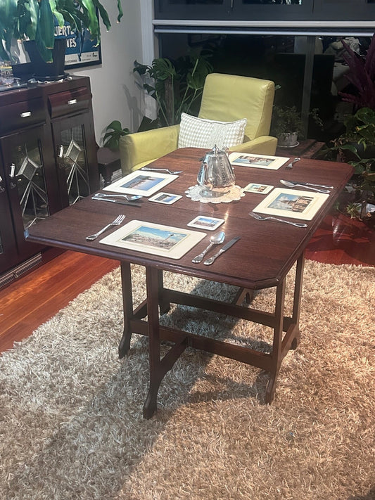 Antique Drop-Leaf Dining Table | Early 20th Century | Restored | – 90cm x 140cm