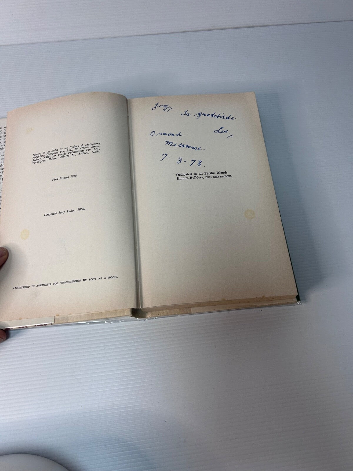Many a Green Isle Judy Tudor 1966 HC DJ Pacific First Edition Australia