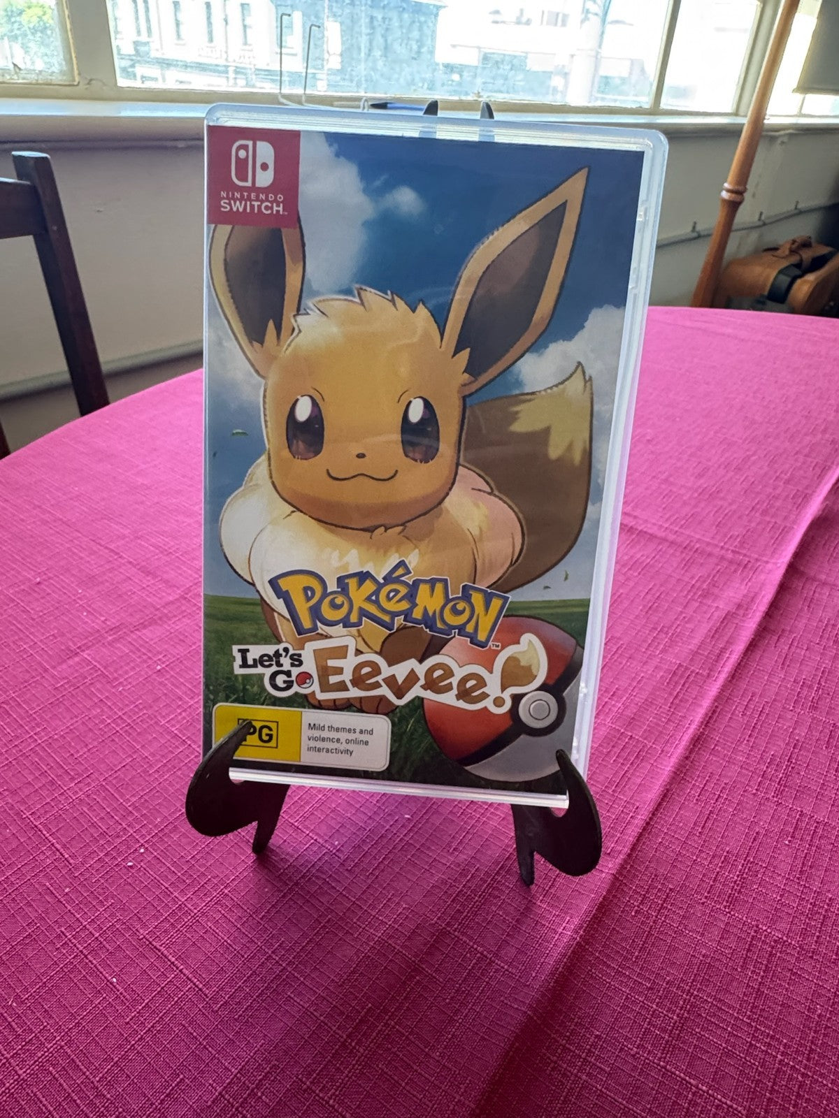 Pokémon Let’s Go Eevee Nintendo Switch – Complete w Case & Game Card | 2018