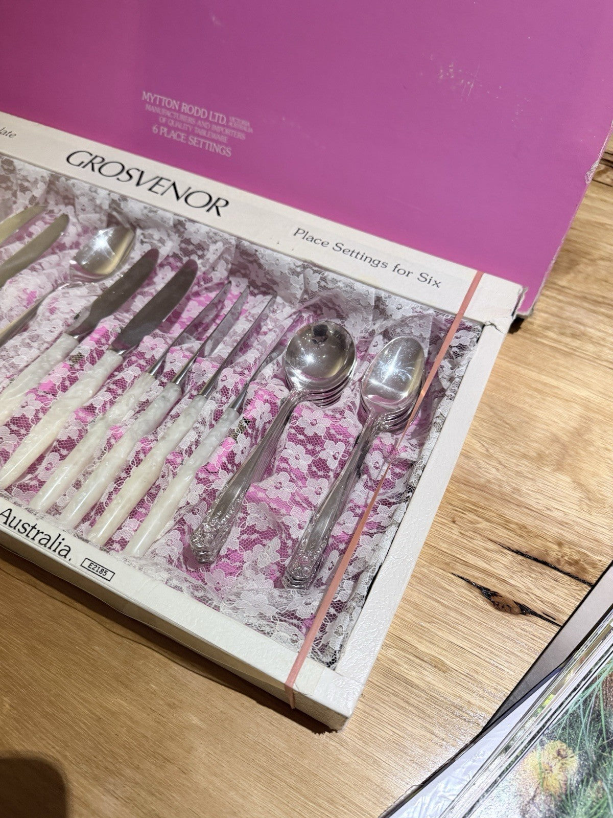 Grosvenor Laureate 44pc Silverplate Cutlery Set Boxed Pearlex AU