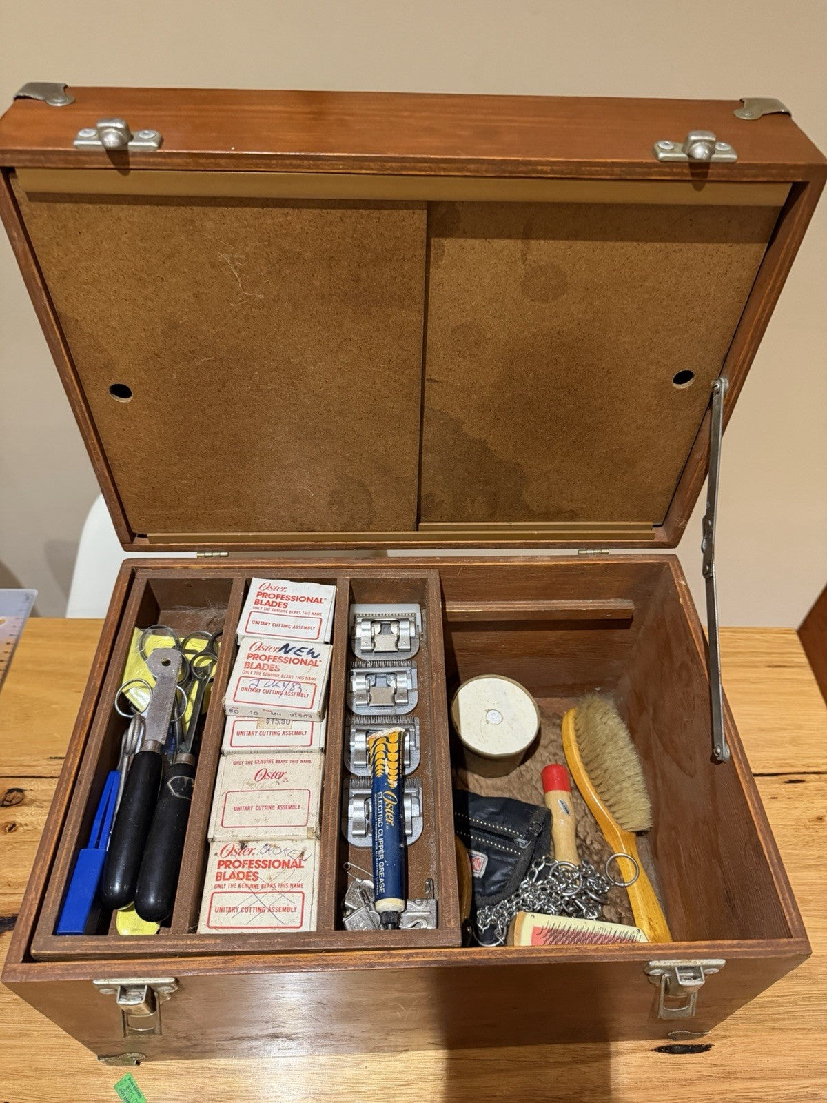 Vintage Oster A5 Dog Grooming Kit 2 Clippers 14 Blades Solingen Shears Case