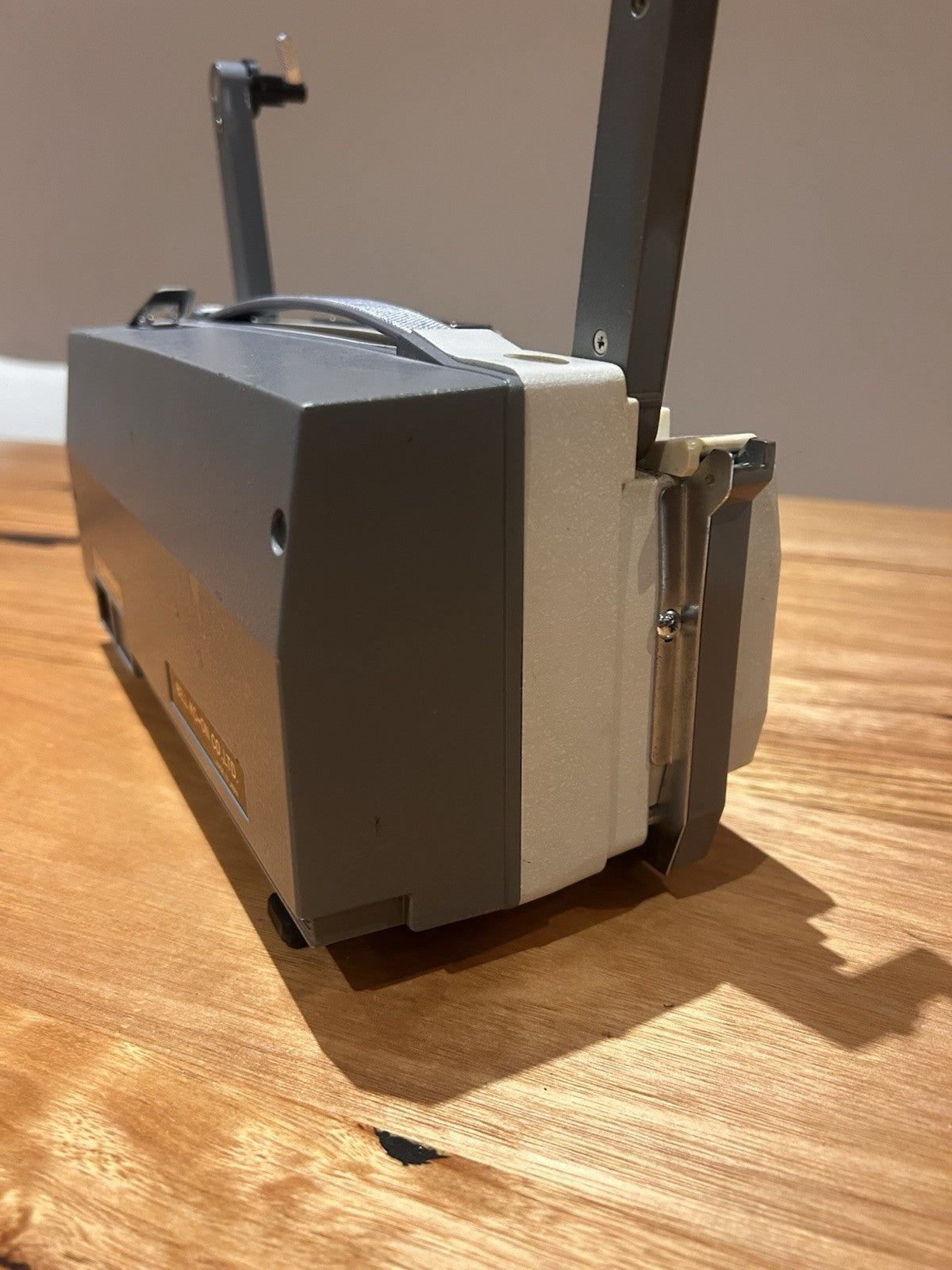 Magnon DLS Super 8 Film Projector Instaload + Case Powers On Vintage