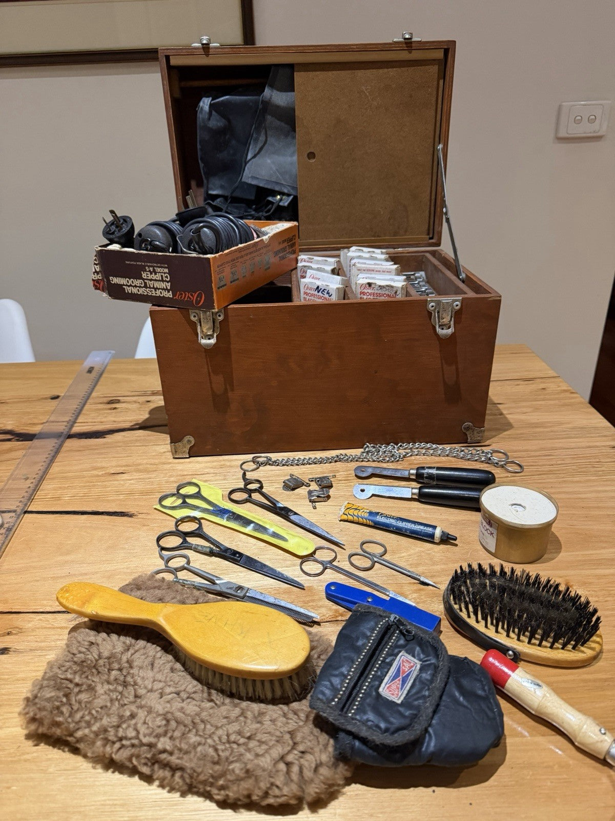 Vintage Oster A5 Dog Grooming Kit 2 Clippers 14 Blades Solingen Shears Case