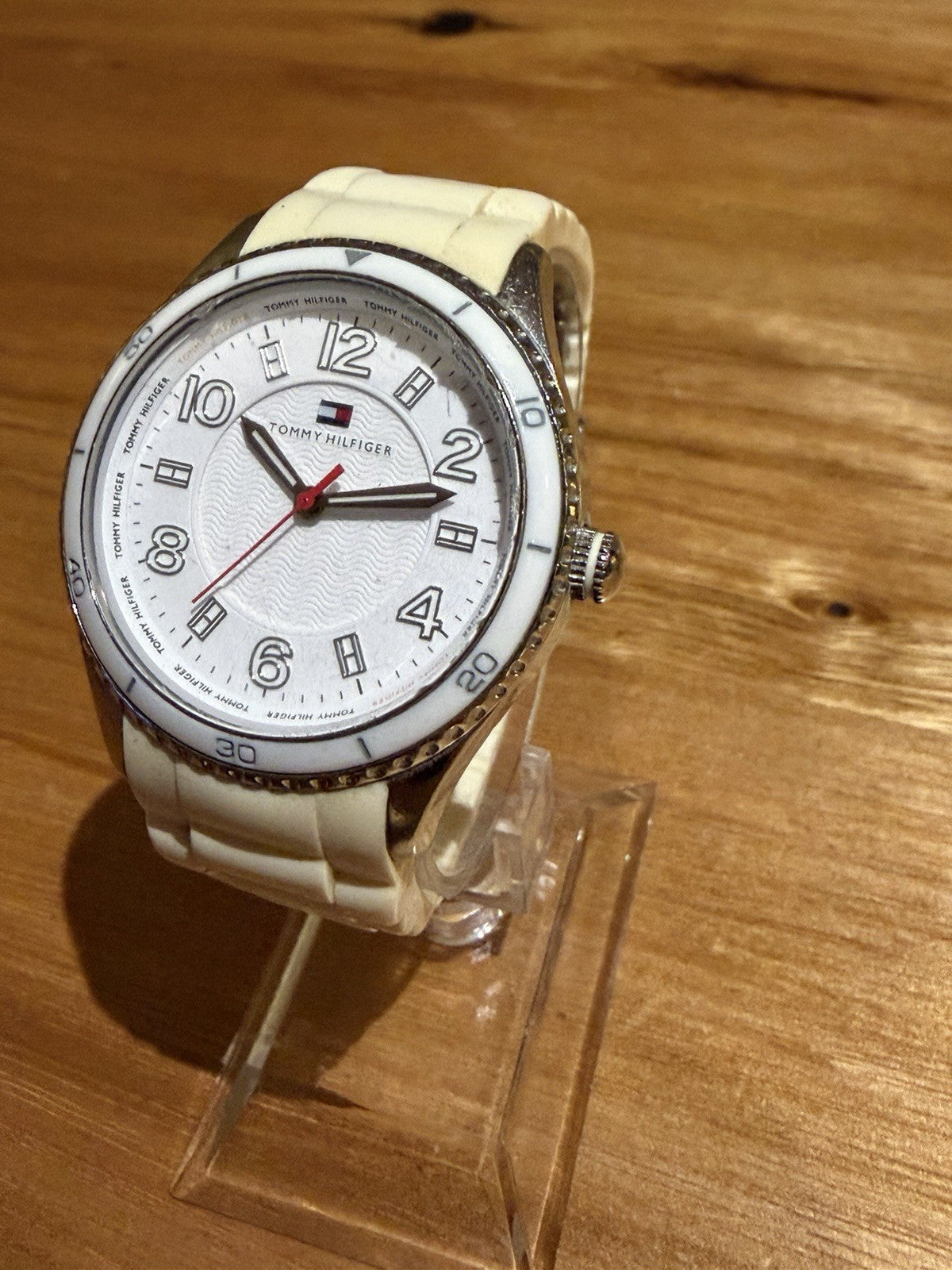 Tommy Hilfiger TH.147.3.29.1057 White Silicone Ladies Quartz Watch Working