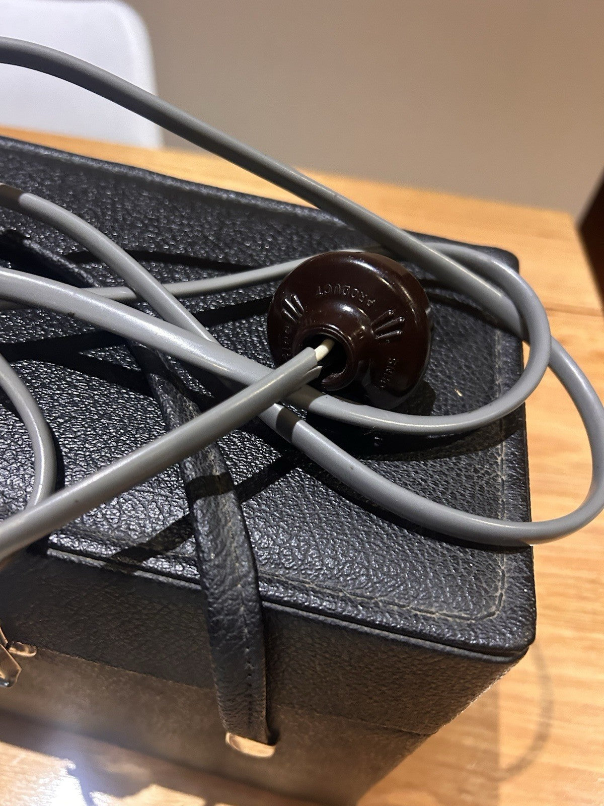 Magnon DLS Super 8 Film Projector Instaload + Case Powers On Vintage