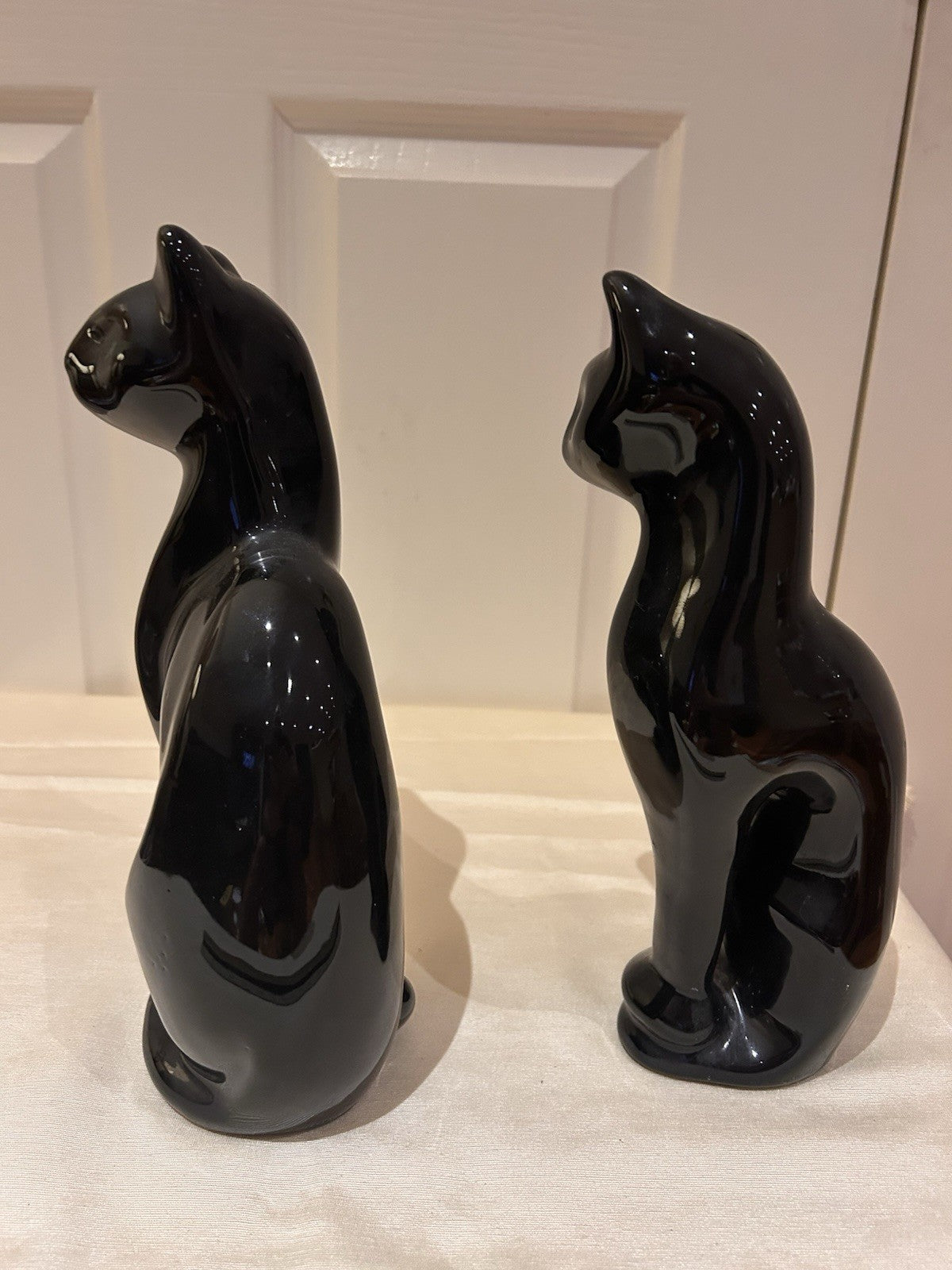 Vintage Pair Black Ceramic Cat Figurines Made in Taiwan 25cm Gloss Finish