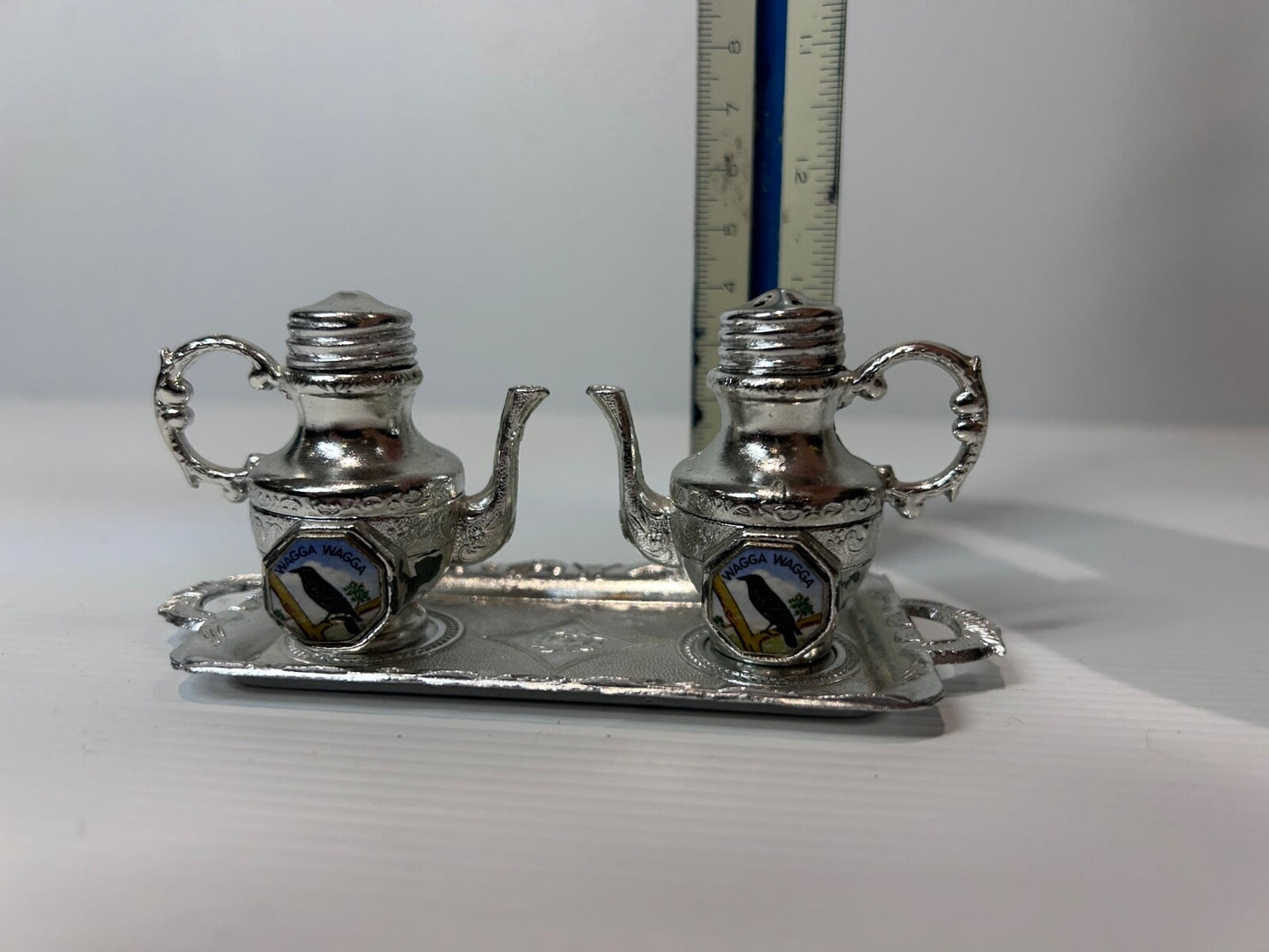 Vintage Collectable Souvenir Salt & Pepper Shaker Set – Wagga Wagga