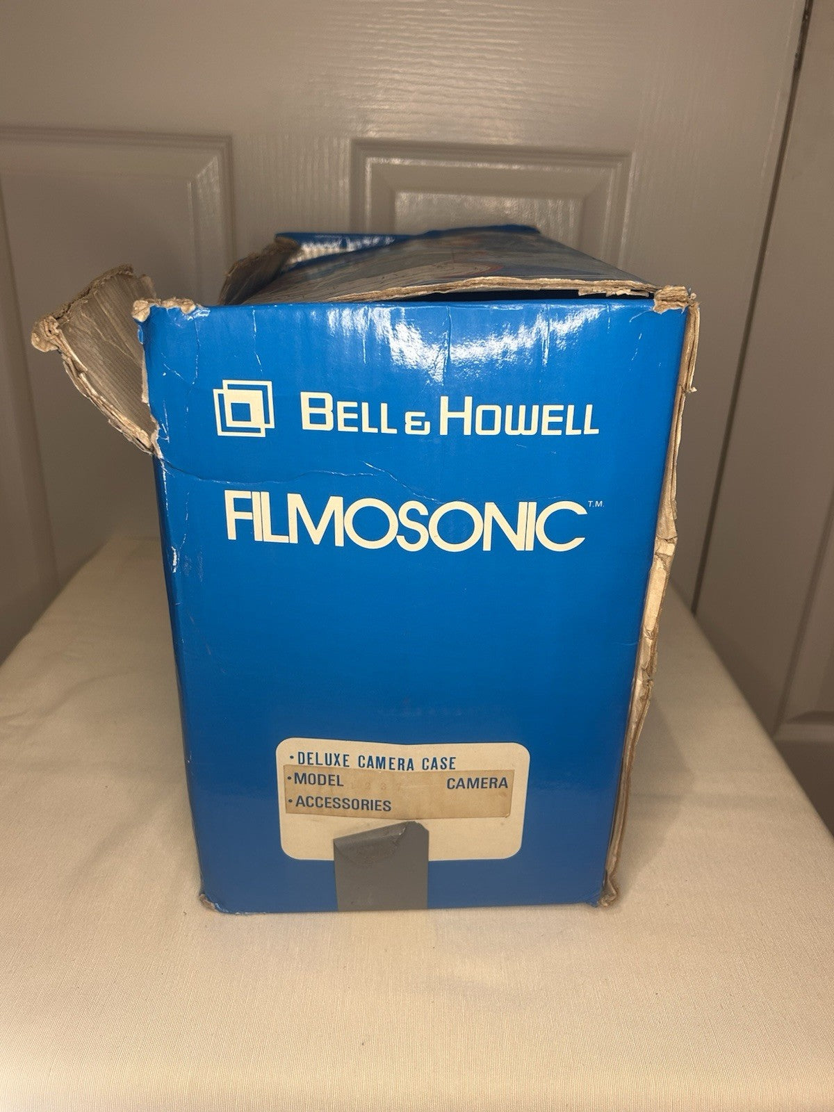 Bell & Howell Filmosonic XL Super 8 Camera – Complete Working Kit (Model 1237)