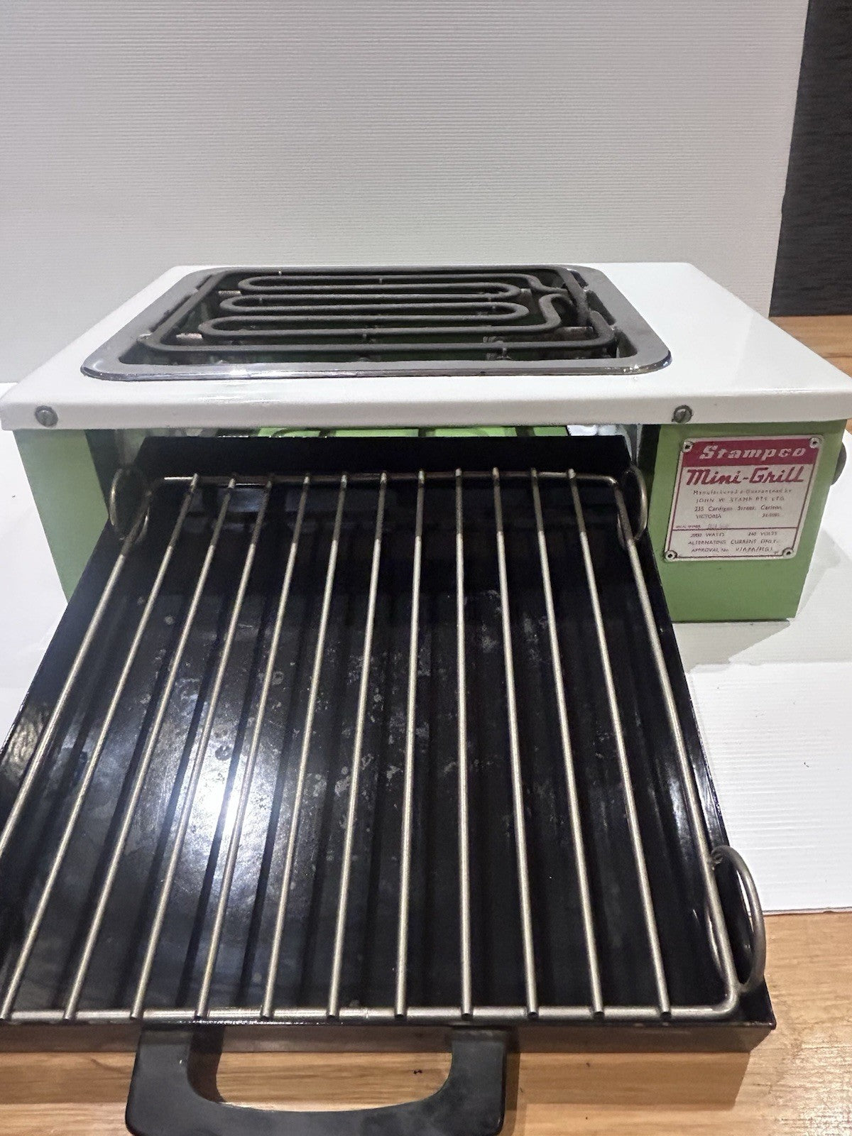 Vintage Stampco Mini-Grill Retro Green Electric Cooker 240V Aust Made