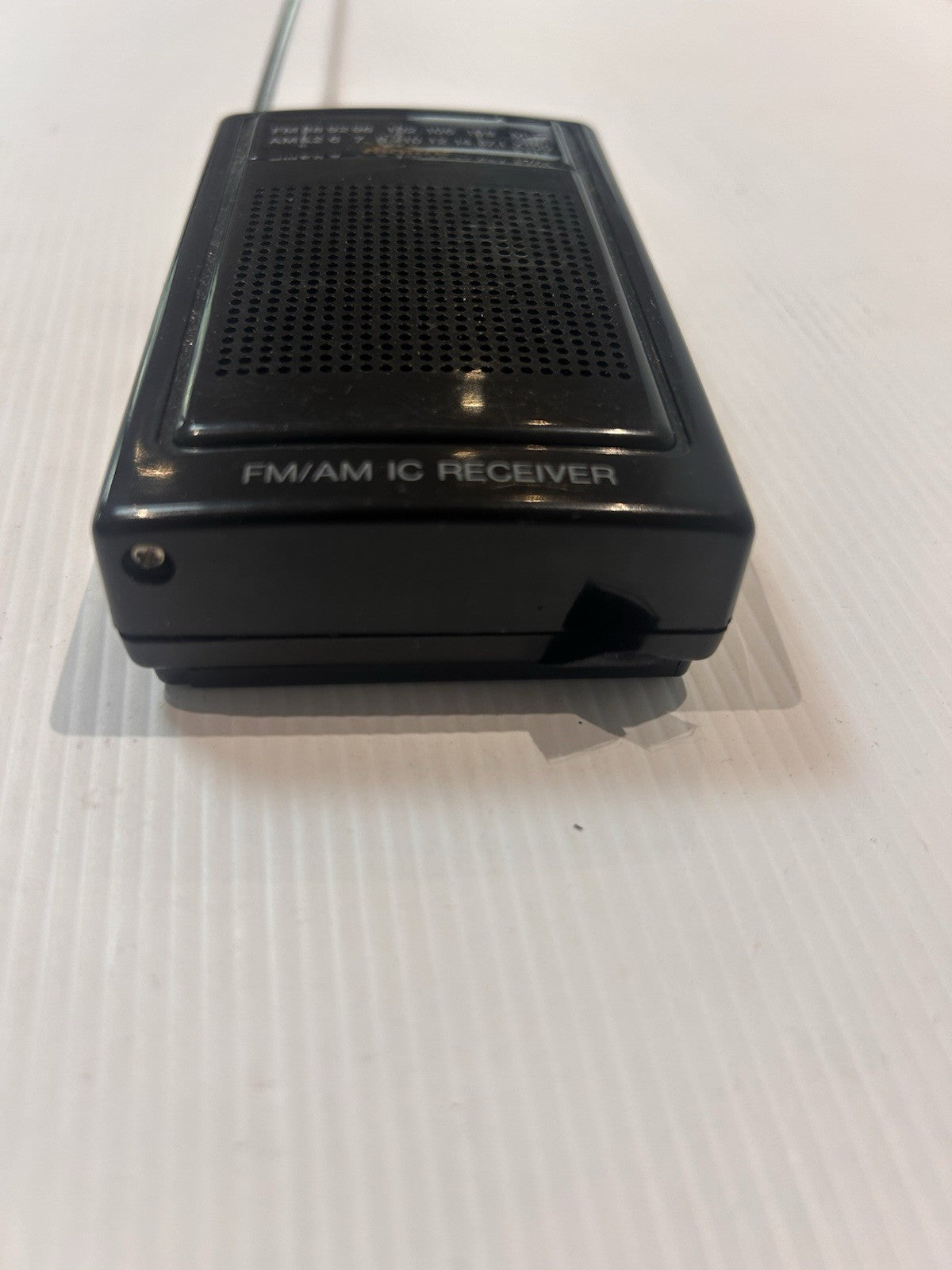 Vintage Digitor FM/AM Pocket Radio Portable Receiver Retro 1990s